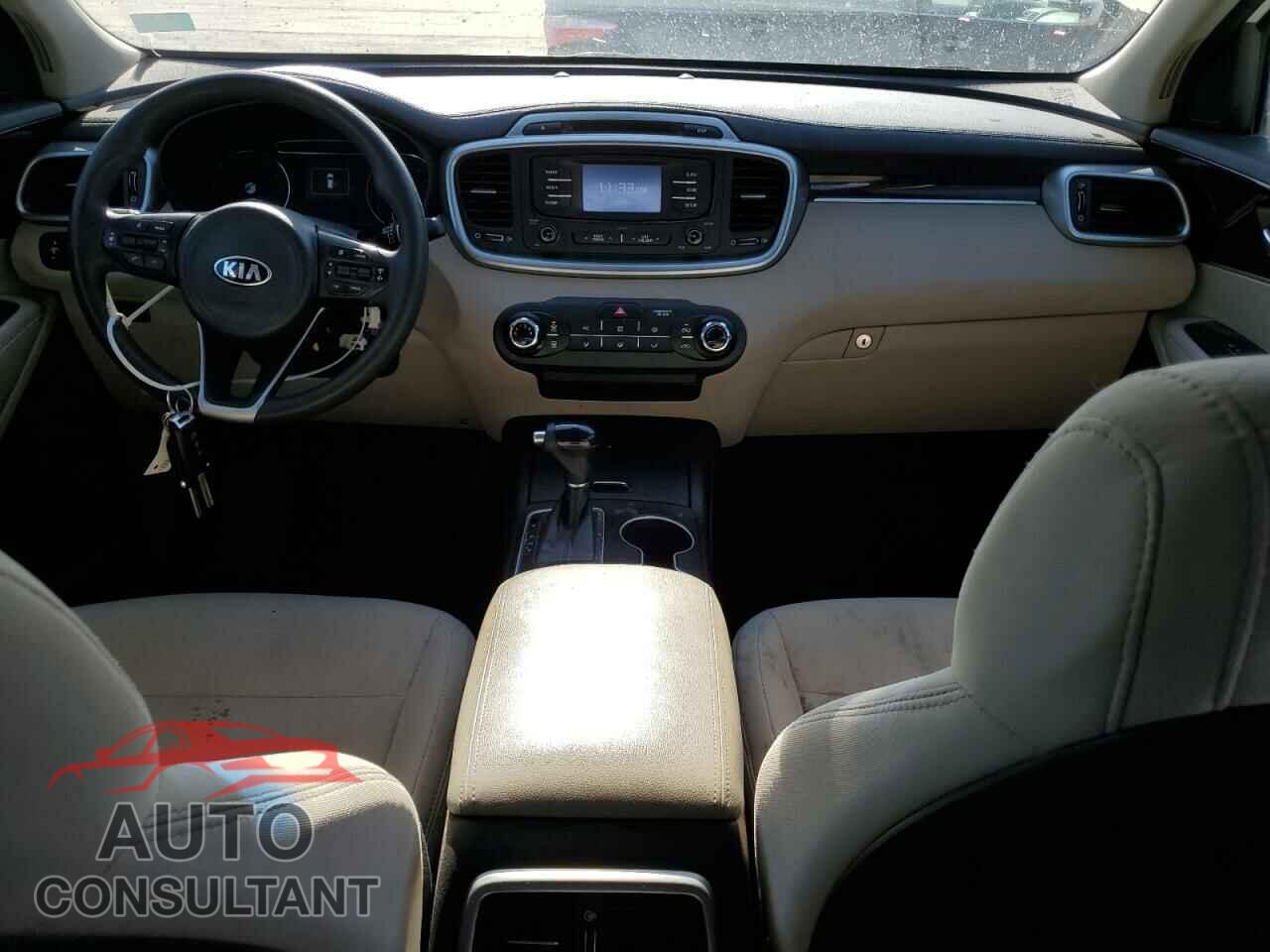 KIA SORENTO 2017 - 5XYPGDA38HG287541