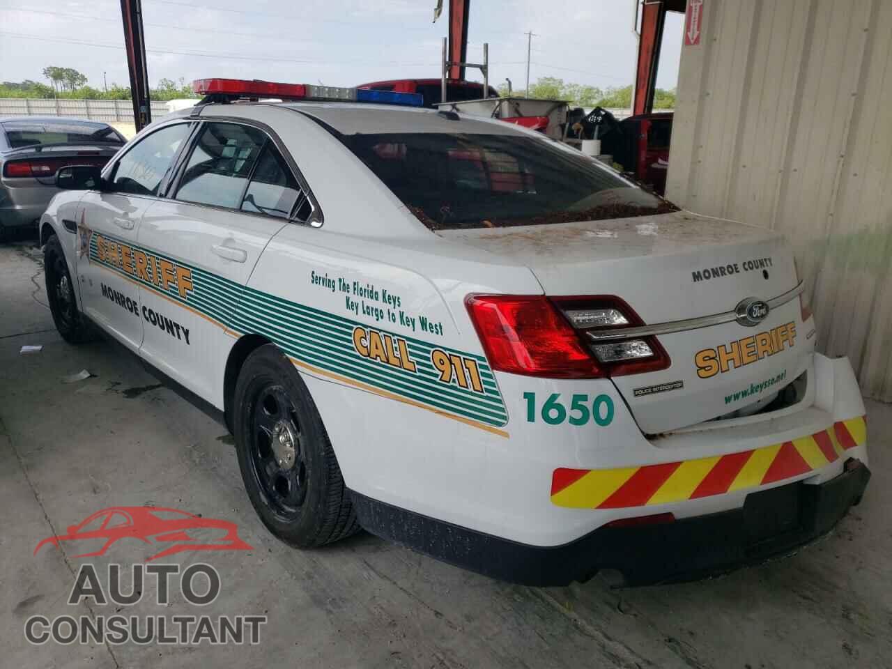 FORD TAURUS 2017 - 1FAHP2L83HG113655