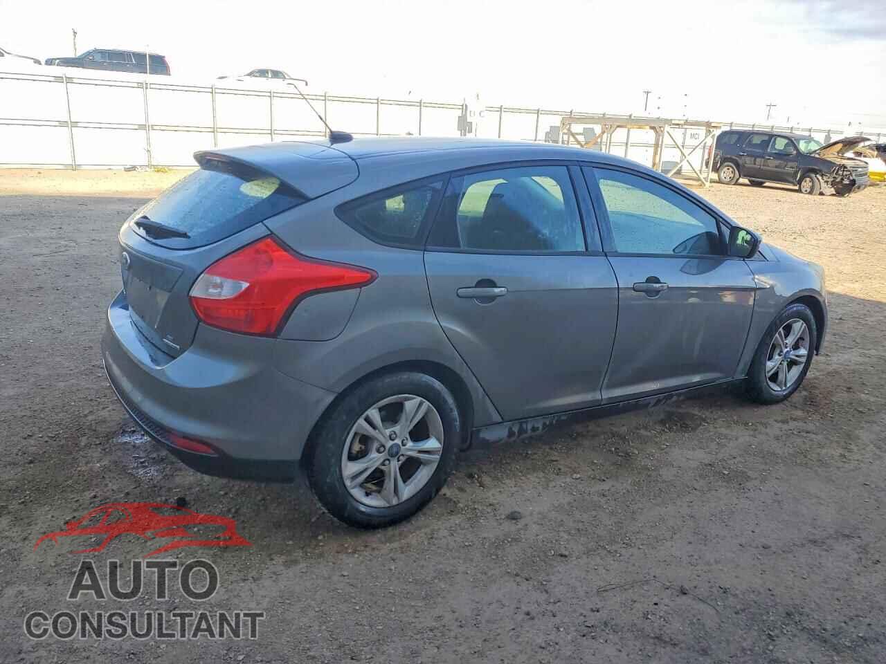 FORD FOCUS 2012 - 1FAHP3K23CL403011
