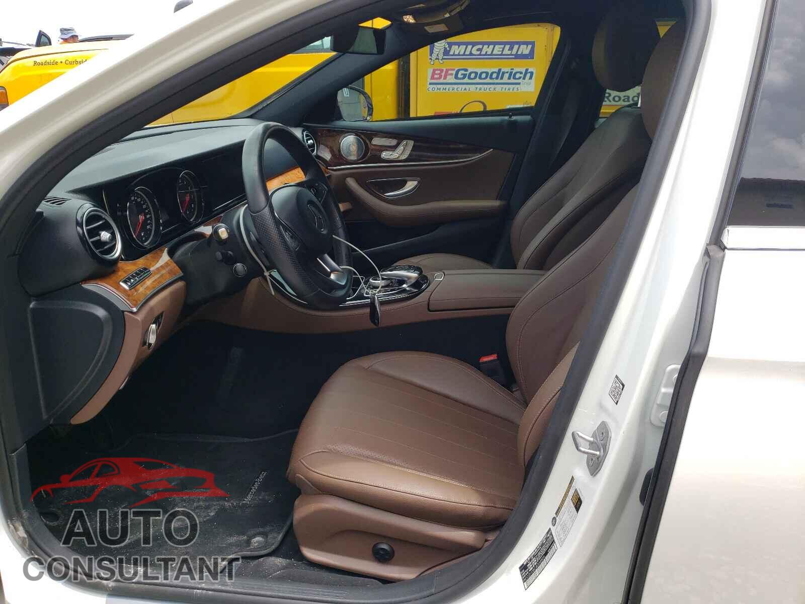 MERCEDES-BENZ E CLASS 2018 - WDDZF4JB5JA358886