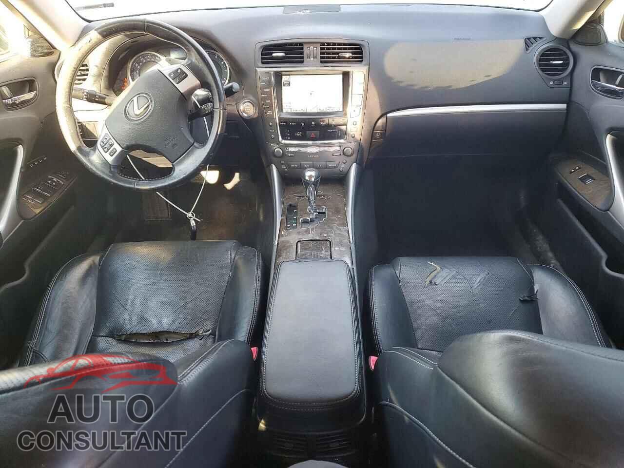 LEXUS IS 2012 - JTHCF5C24C5056311