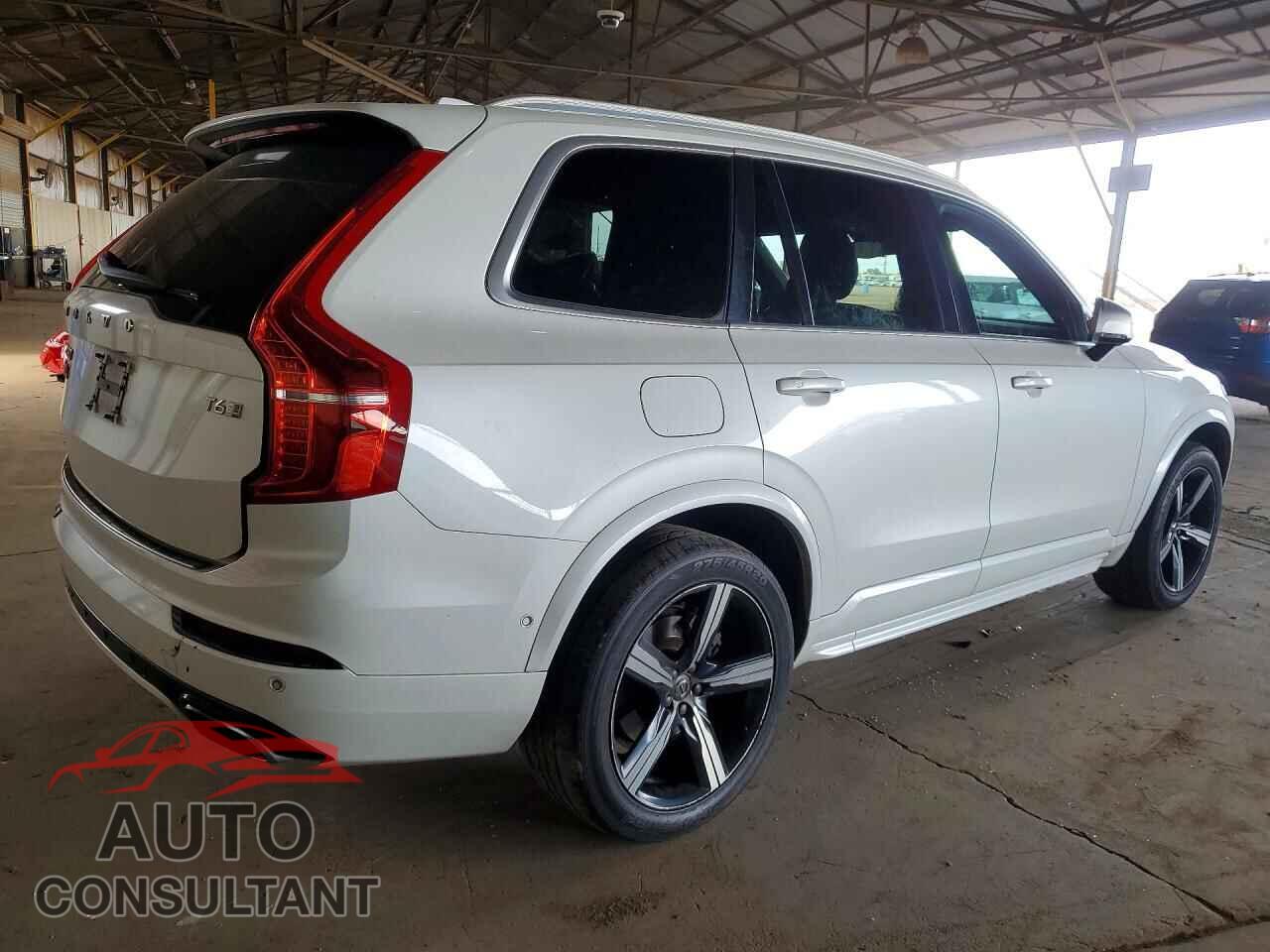 VOLVO XC90 2016 - YV4A22PM2G1041556