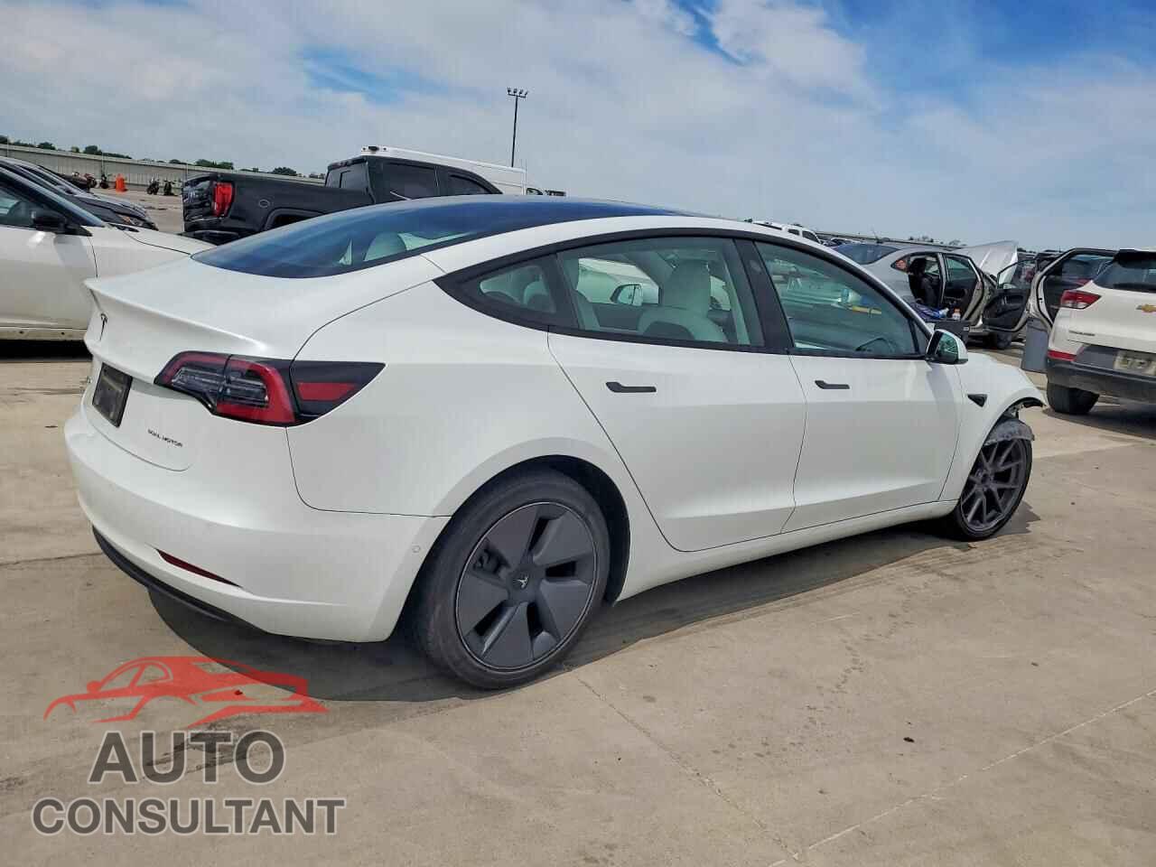 TESLA MODEL 3 2021 - 5YJ3E1EB2MF855157