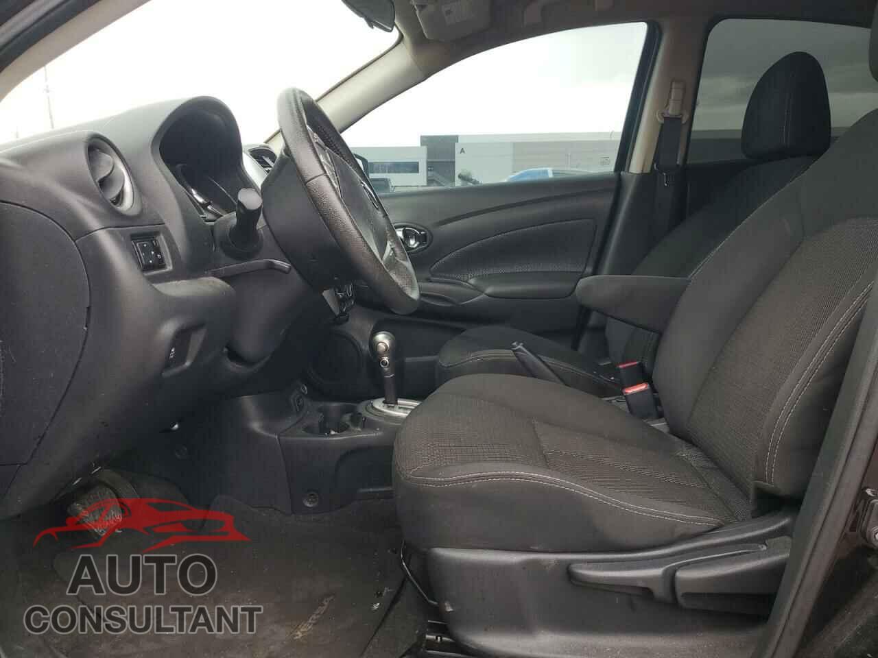 NISSAN VERSA 2017 - 3N1CN7AP8HL820749