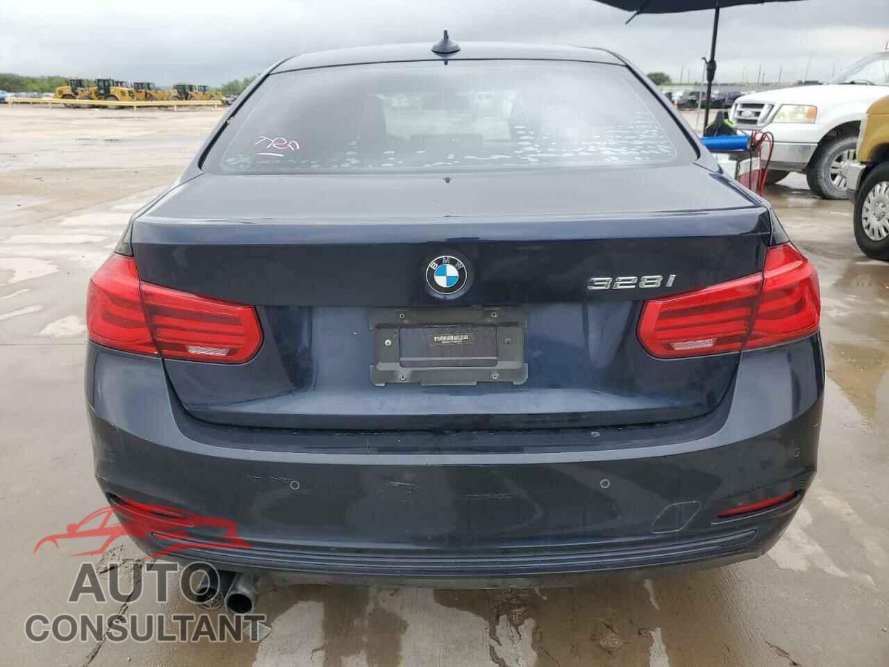 BMW 3 SERIES 2016 - WBA8E9C57GK644526