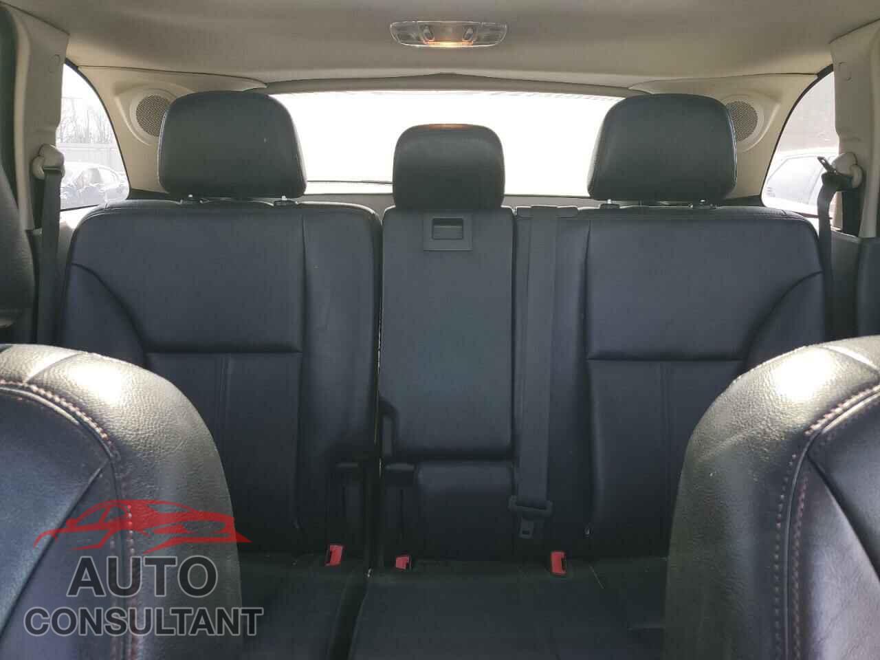 FORD EDGE 2011 - 2FMDK4KC2BBA98102