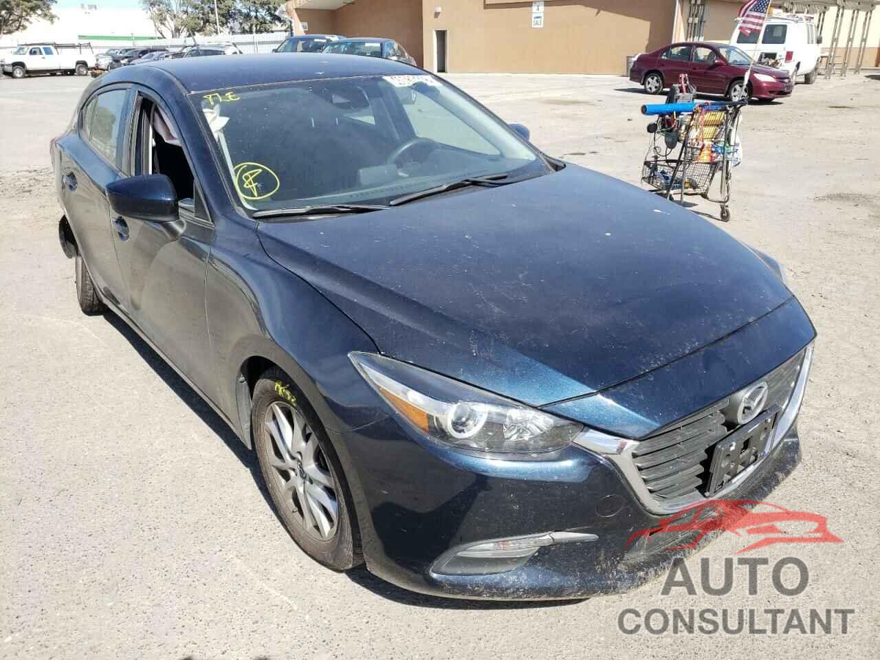 MAZDA 3 2018 - 3MZBN1K75JM191047