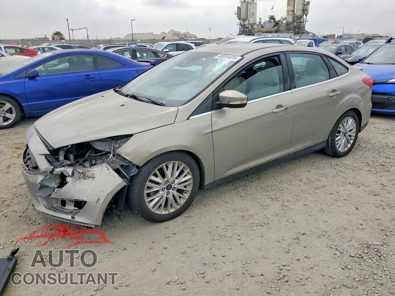 FORD FOCUS 2015 - 1FADP3J26FL232131