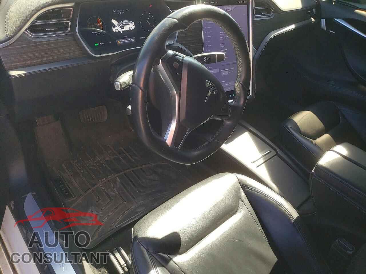 TESLA MODEL S 2016 - 5YJSA1E28GF151590