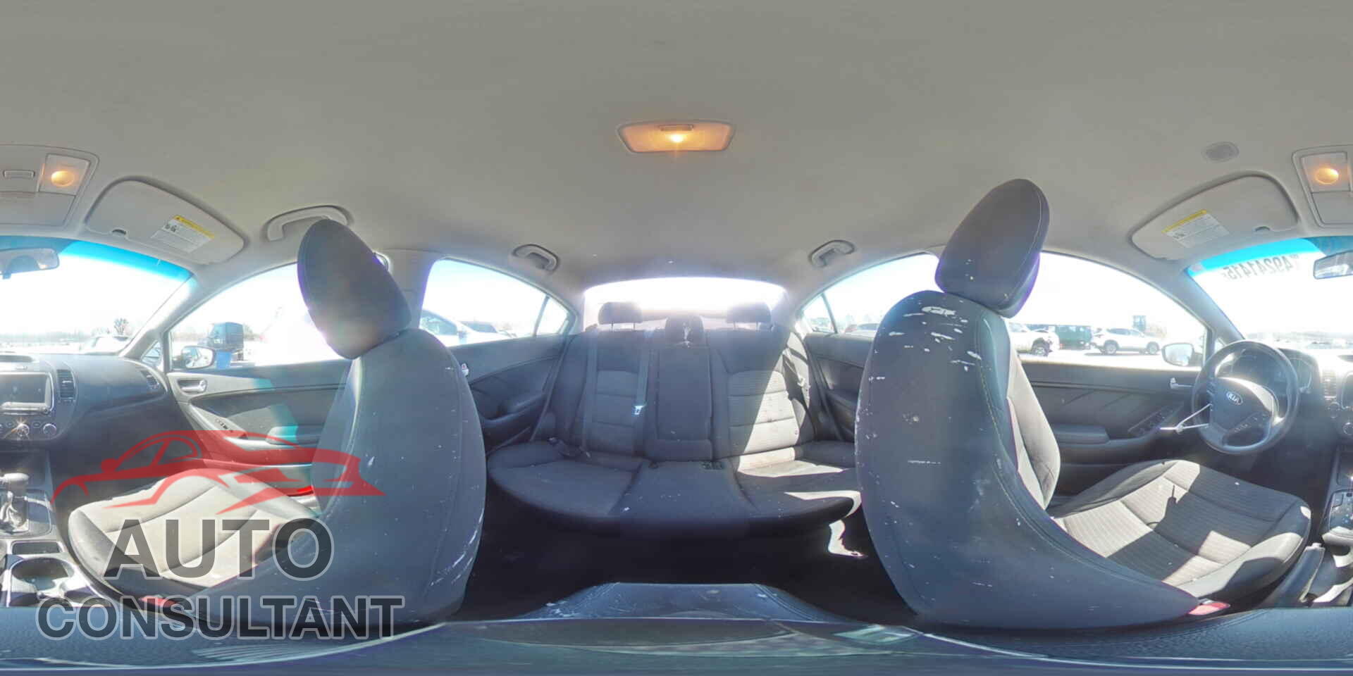 KIA FORTE 2018 - 3KPFL4A75JE225608