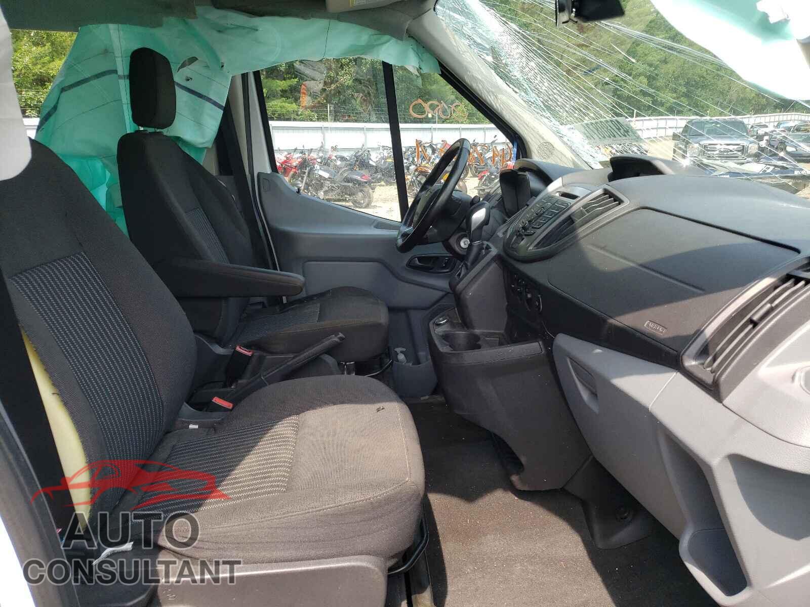 FORD TRANSIT CO 2017 - 1FBAX2CMXHKB15767