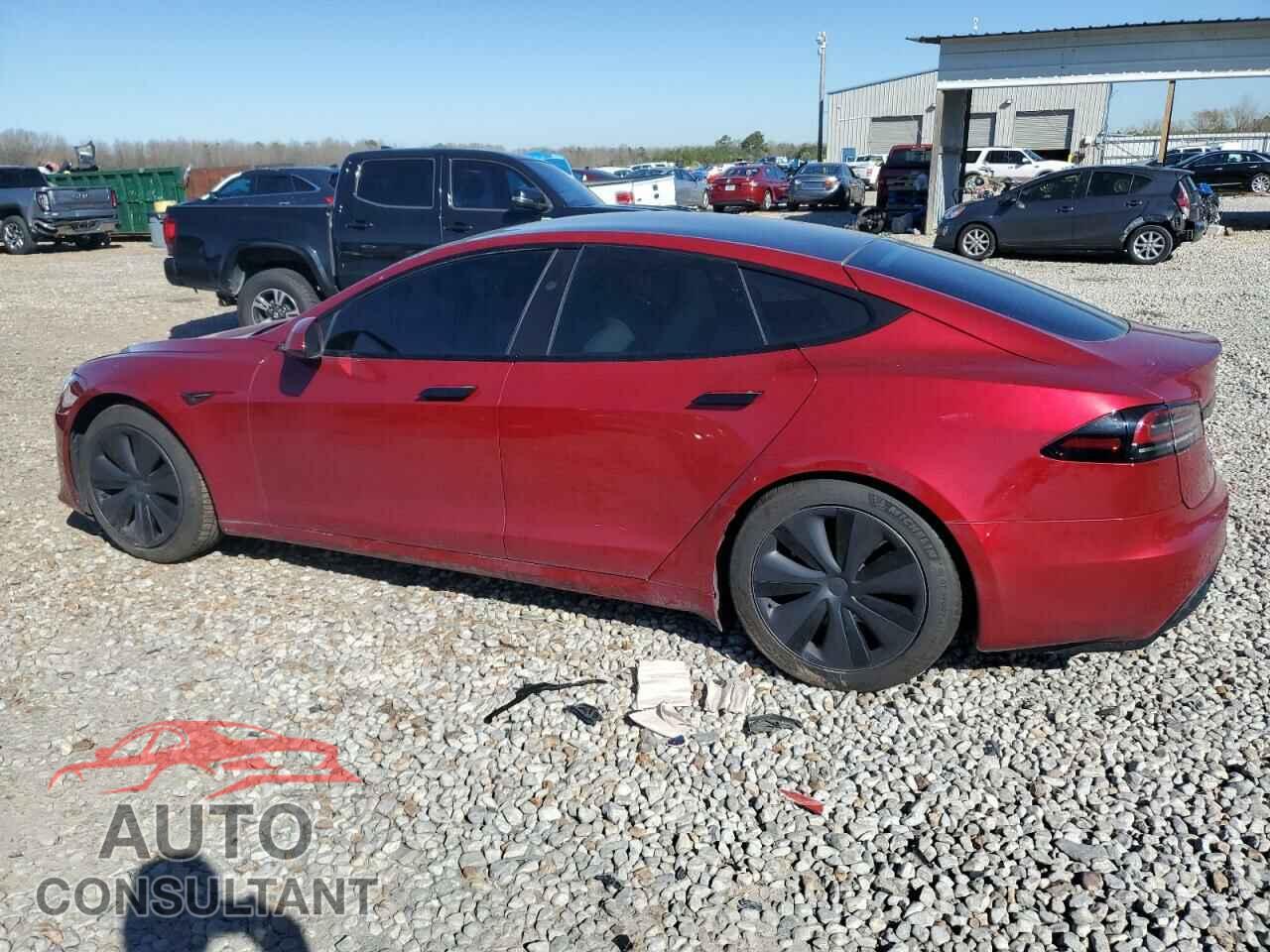 TESLA MODEL S 2023 - 5YJSA1E56PF520120