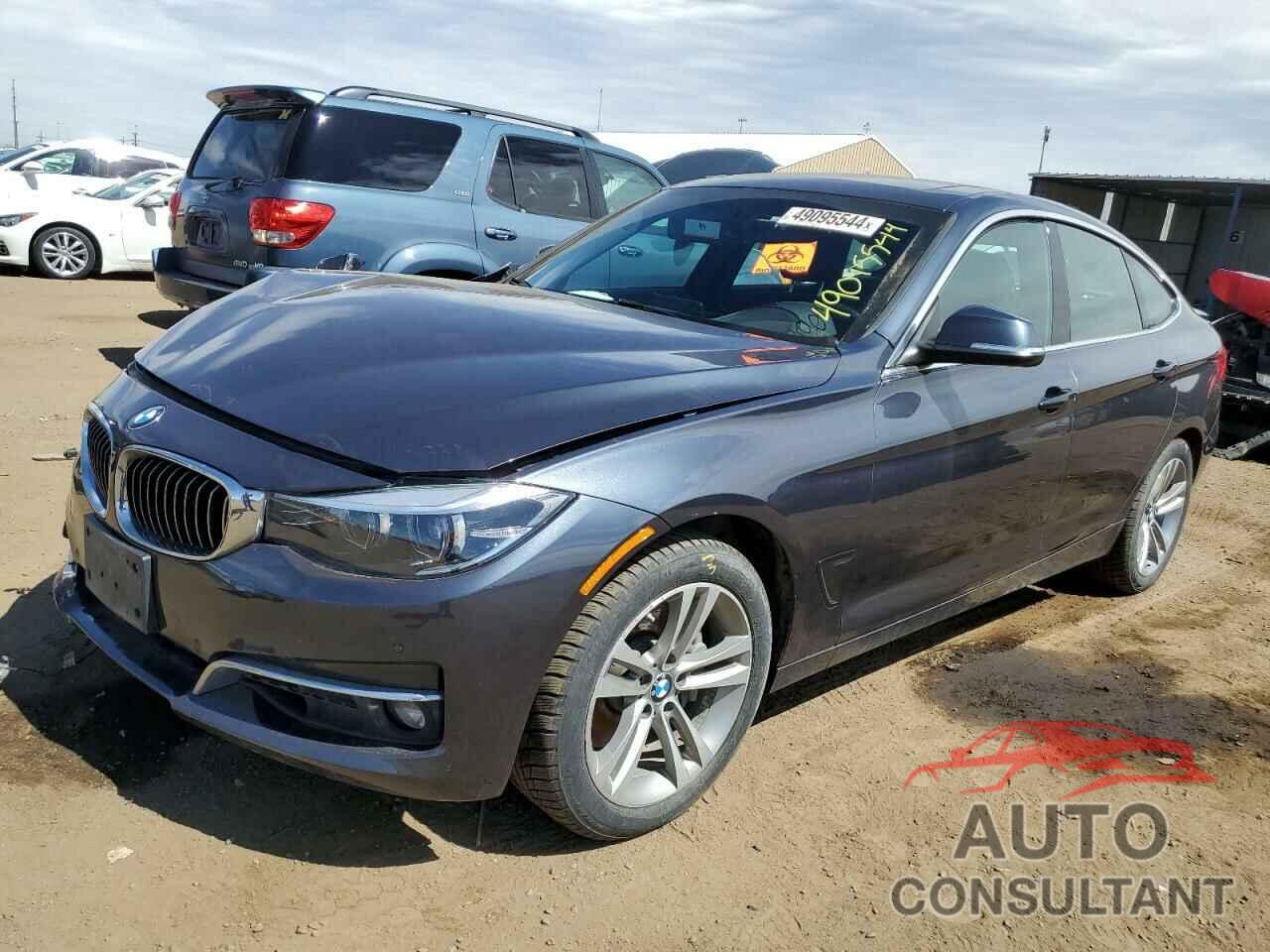 BMW 3 SERIES 2018 - WBA8Y3C55JG451208