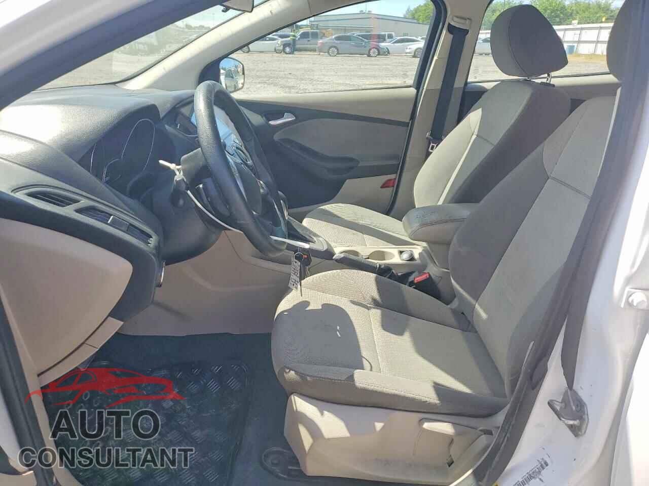 FORD FOCUS 2014 - 1FADP3K27EL271601