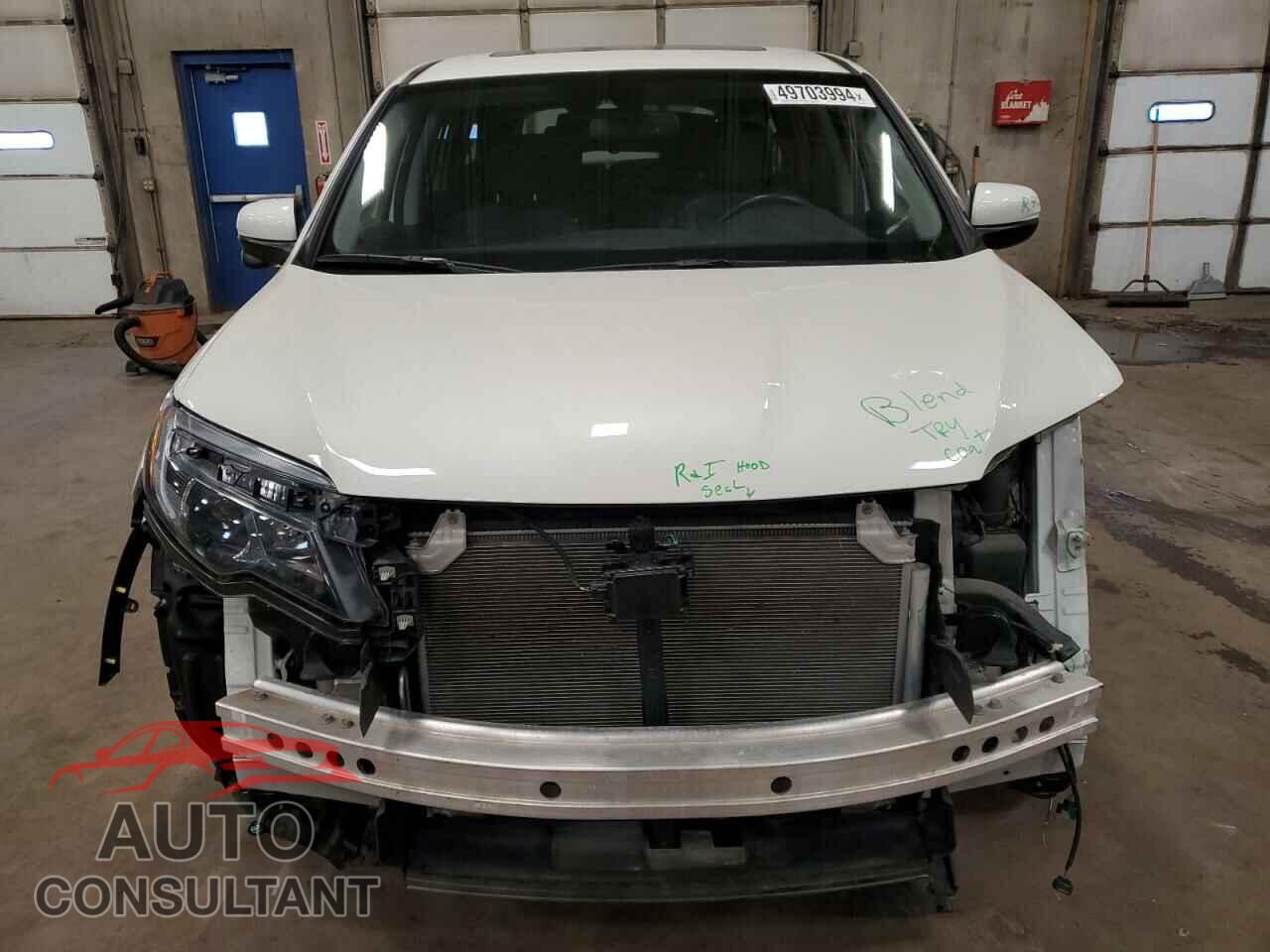 HONDA PILOT 2018 - 5FNYF6H63JB055655