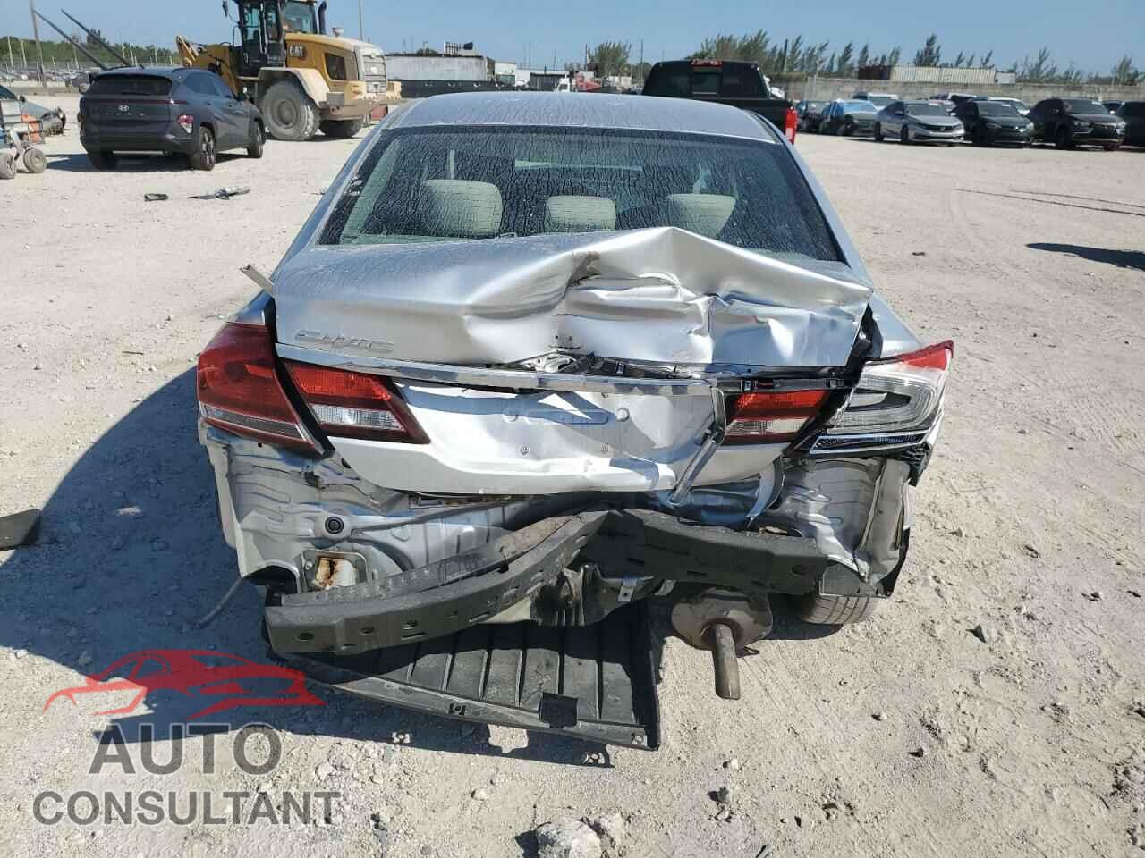 HONDA CIVIC 2013 - 19XFB2F56DE040972