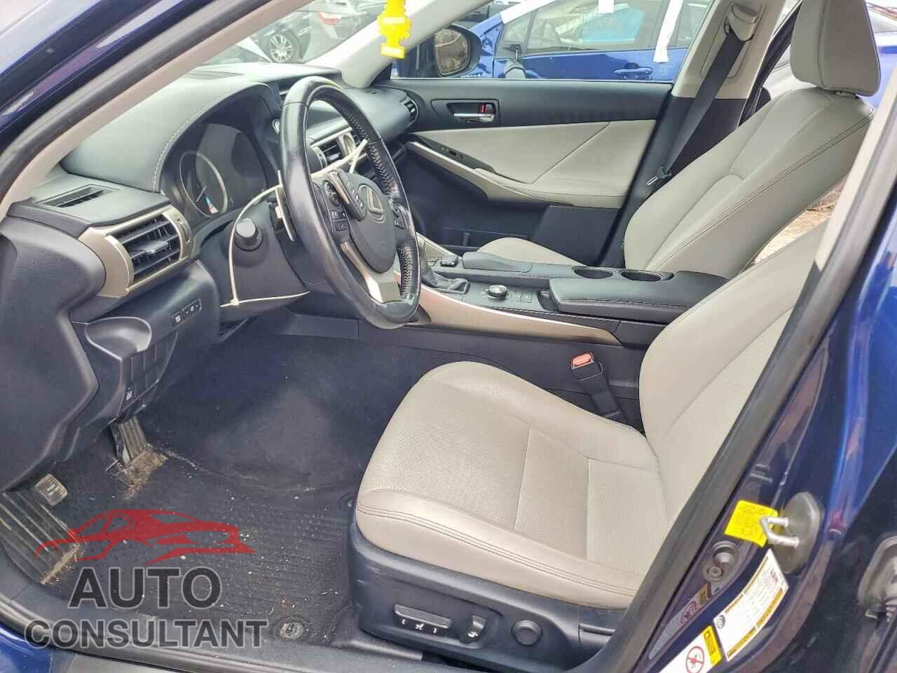 LEXUS IS 2015 - JTHCF1D27F5028983