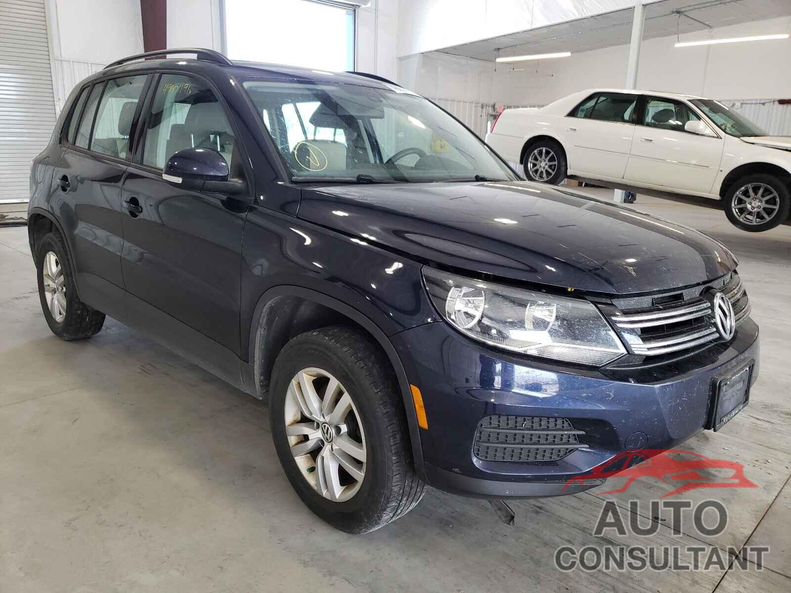 VOLKSWAGEN TIGUAN 2016 - WVGAV7AX0GW602894