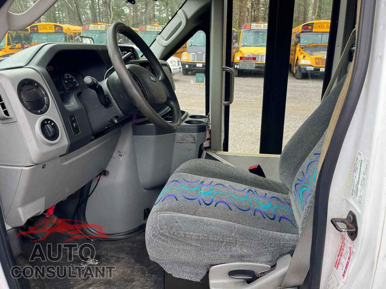 FORD ECONOLINE 2014 - 1FDXE4FS2EDB00709