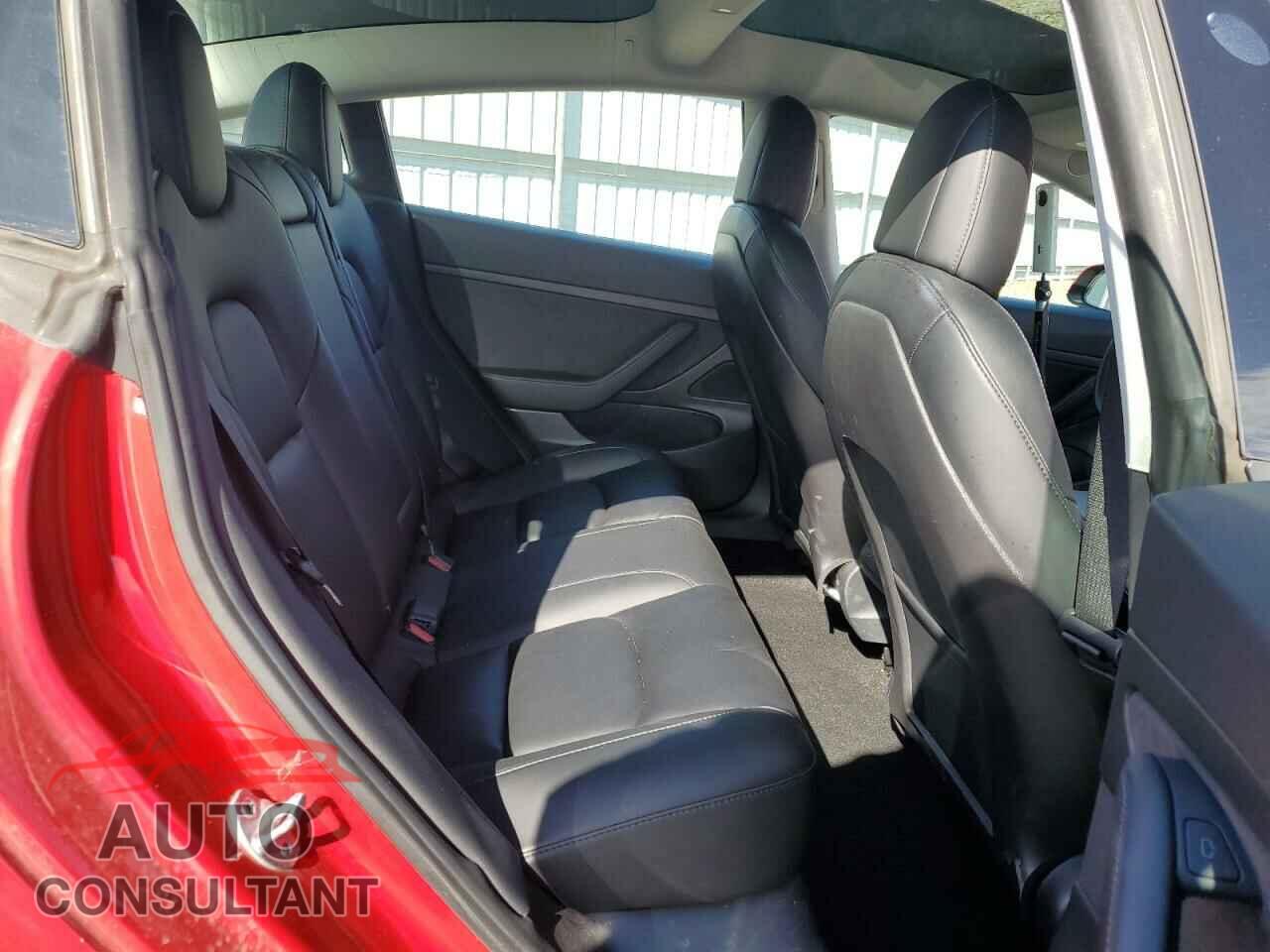 TESLA MODEL 3 2021 - 5YJ3E1EA0MF874622