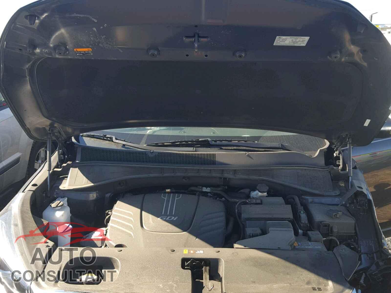 KIA SORENTO SX 2018 - 5XYPKDA58JG422684