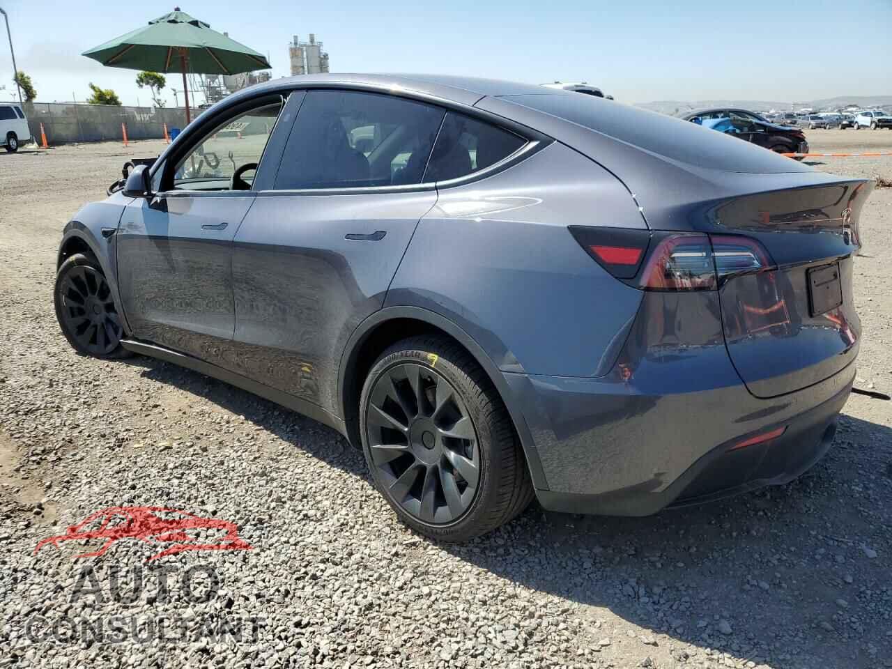 TESLA MODEL Y 2023 - 7SAYGAEE3PF925962