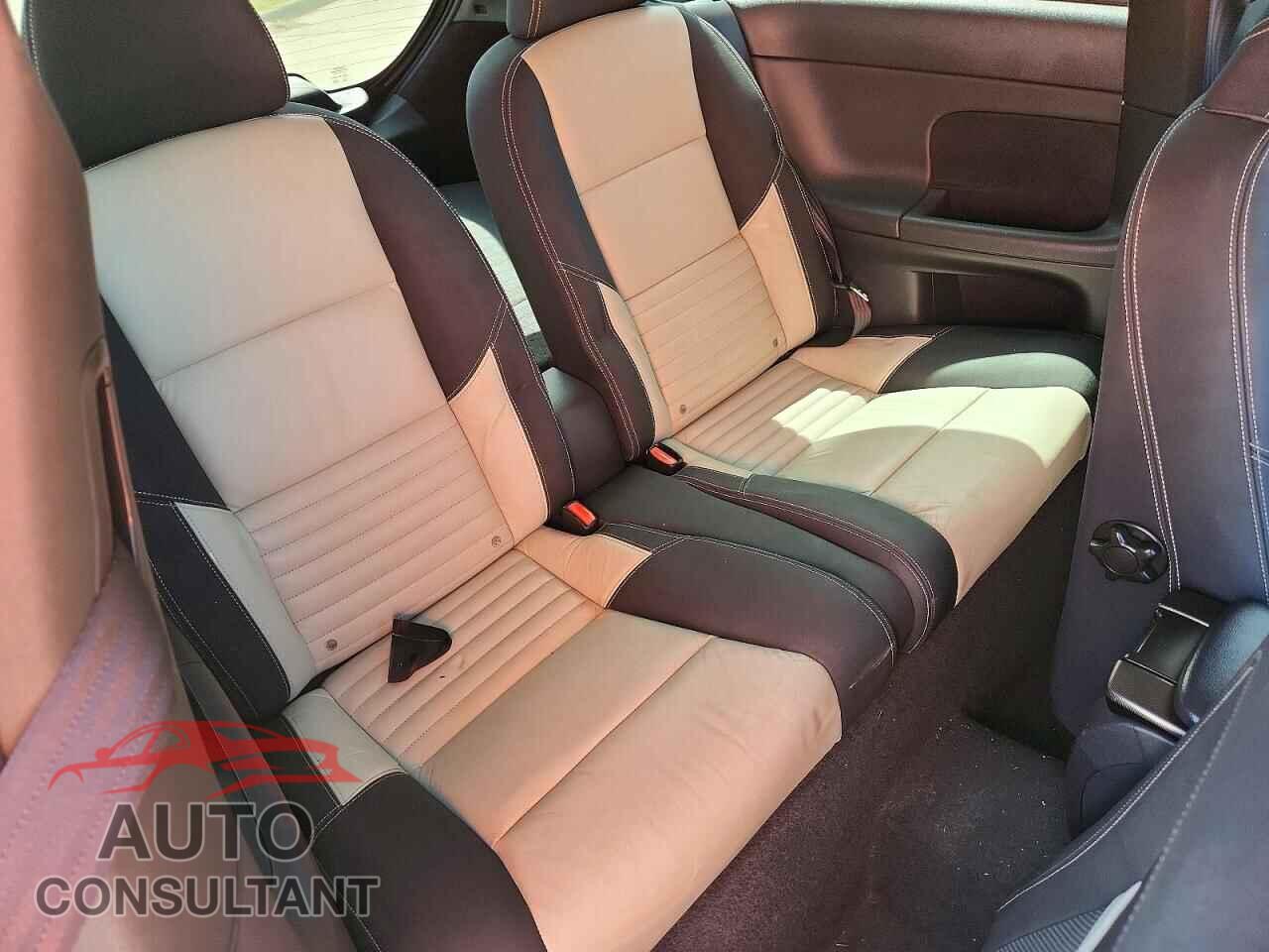 VOLVO C30 2011 - YV1672MK9B2212894