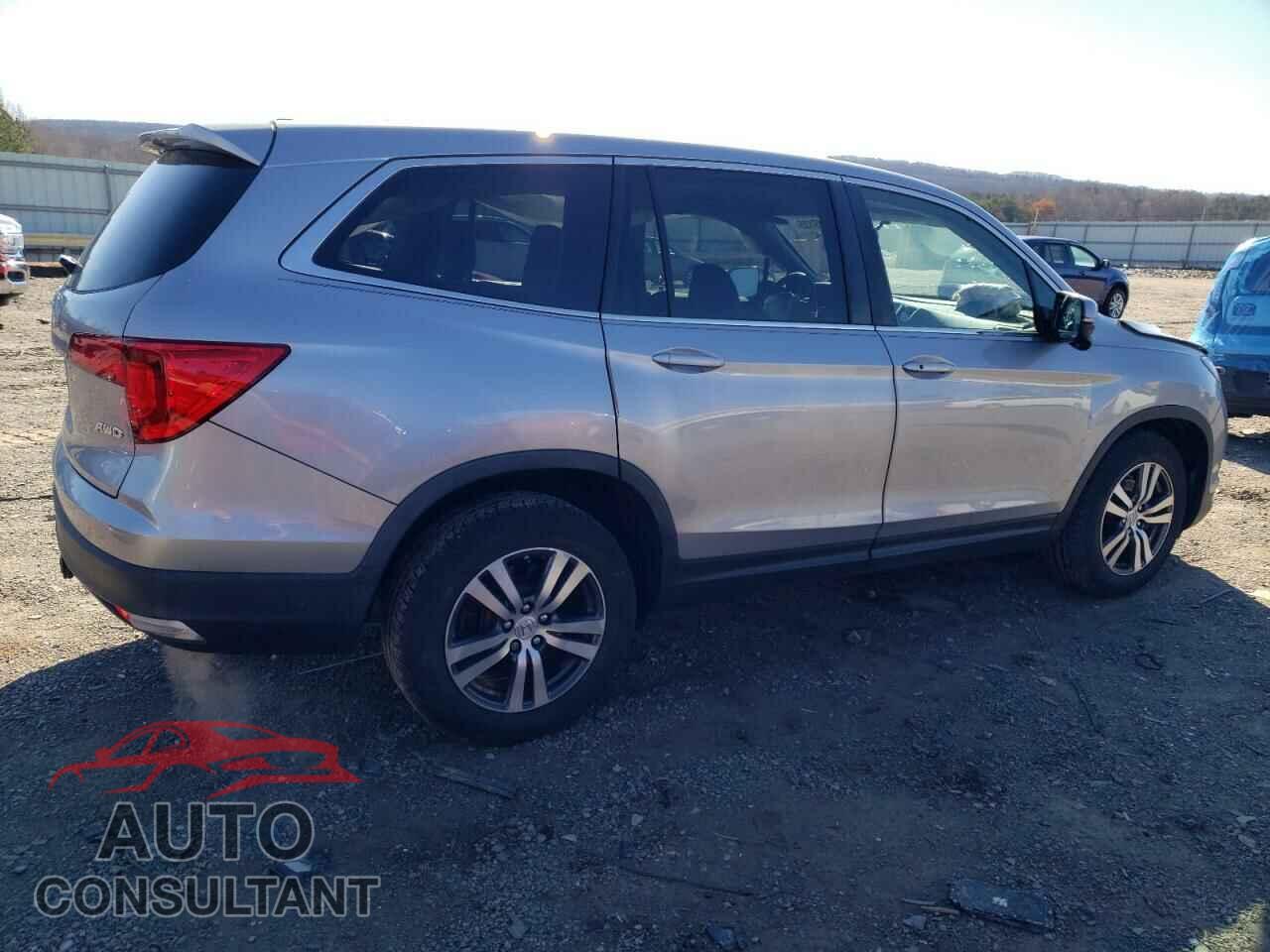 HONDA PILOT 2017 - 5FNYF6H32HB078568