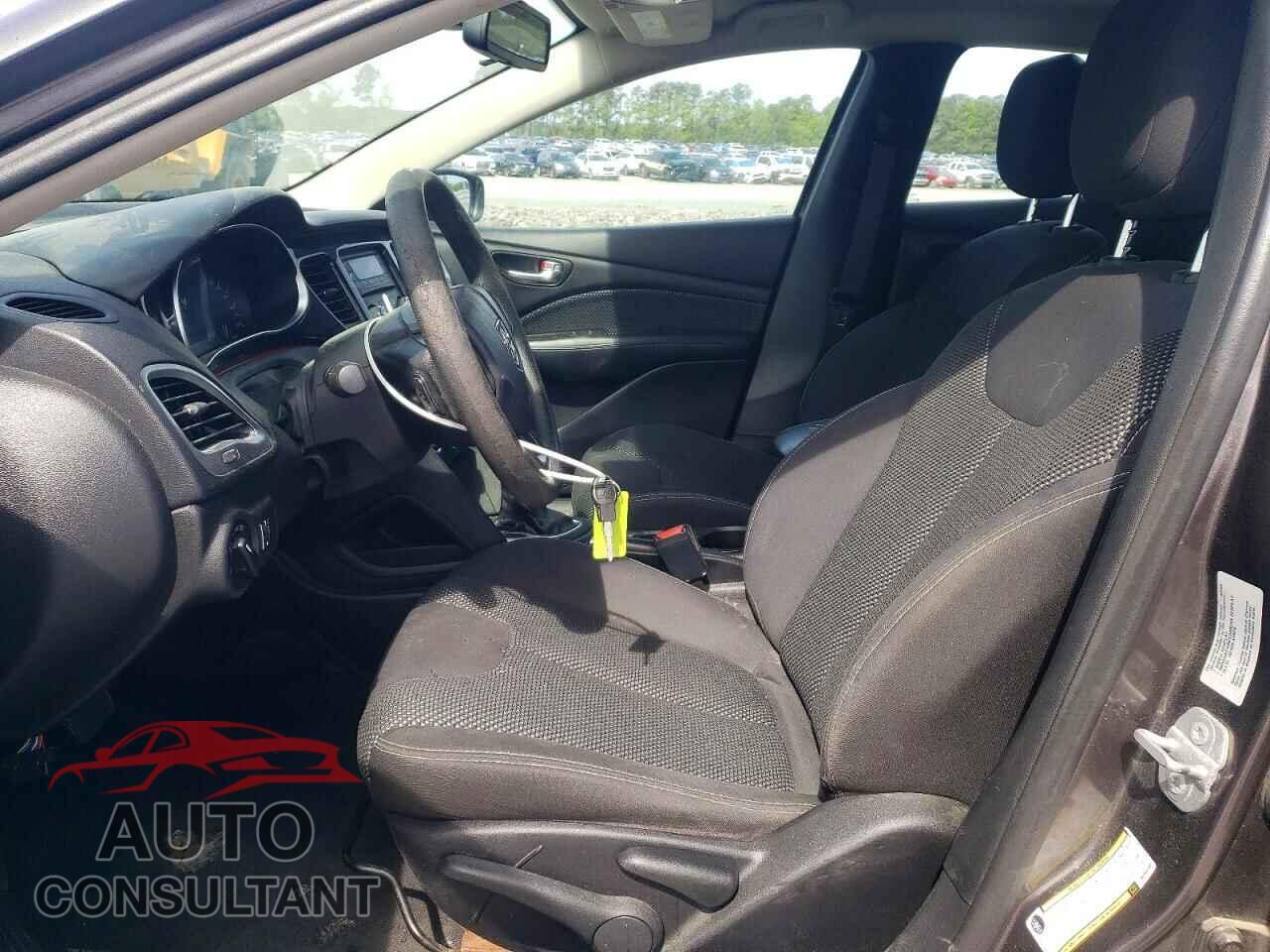 DODGE DART 2016 - 1C3CDFBB2GD555140
