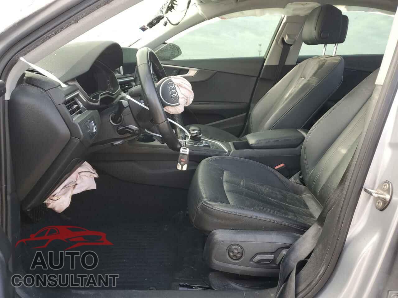 AUDI A4 2017 - WAUDNAF43HN058215