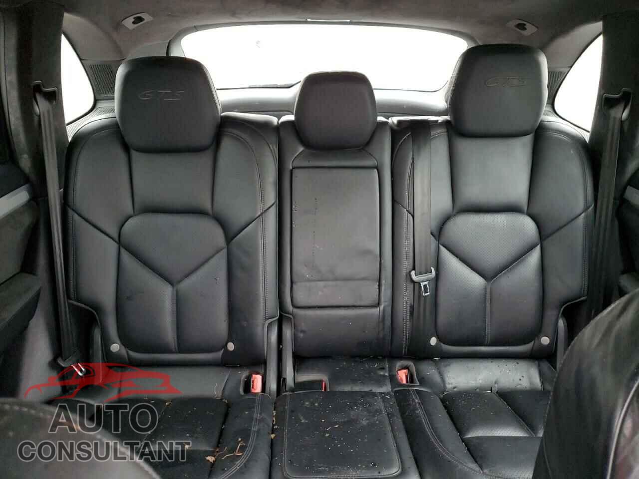 PORSCHE CAYENNE 2016 - WP1AD2A25GLA79807