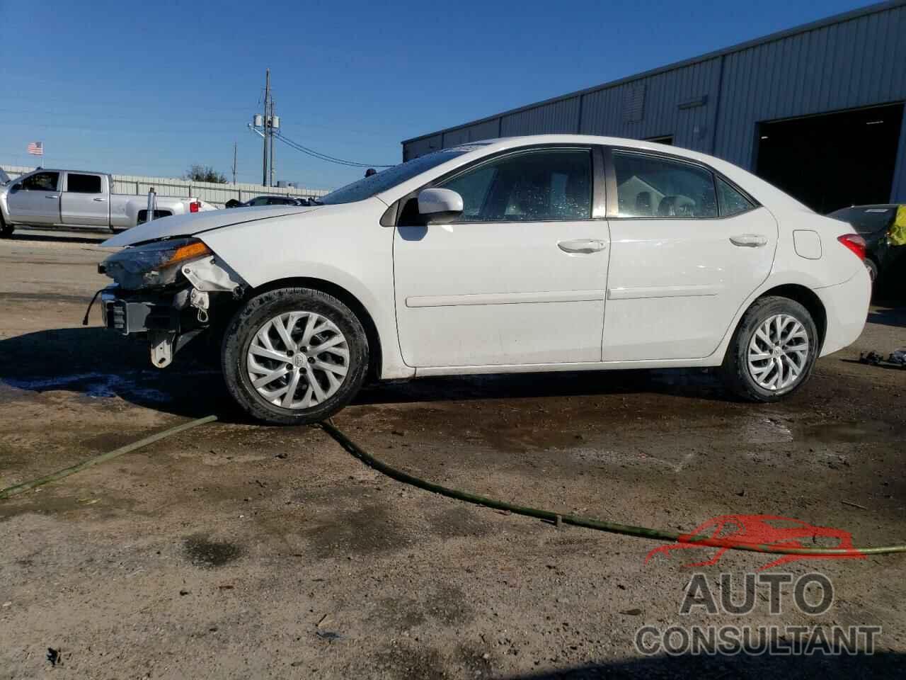 TOYOTA COROLLA 2017 - 5YFBURHE9HP631882