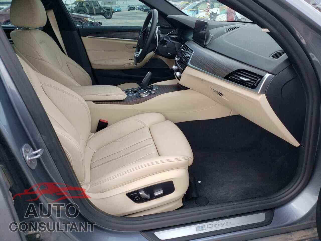 BMW 5 SERIES 2019 - WBAJB1C59KB376065