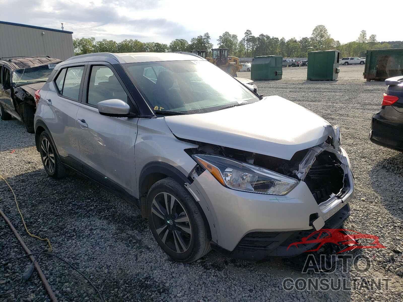 NISSAN KICKS 2018 - 3N1CP5CU8JL516215