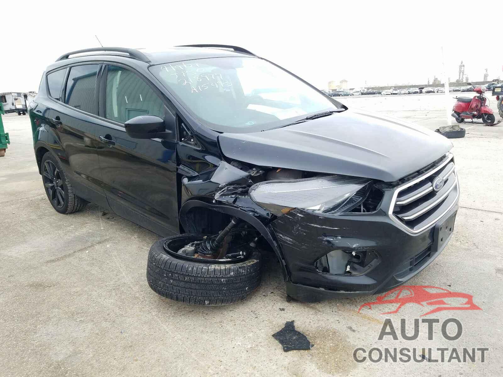 FORD ESCAPE 2017 - 1FMCU9G99HUA15493