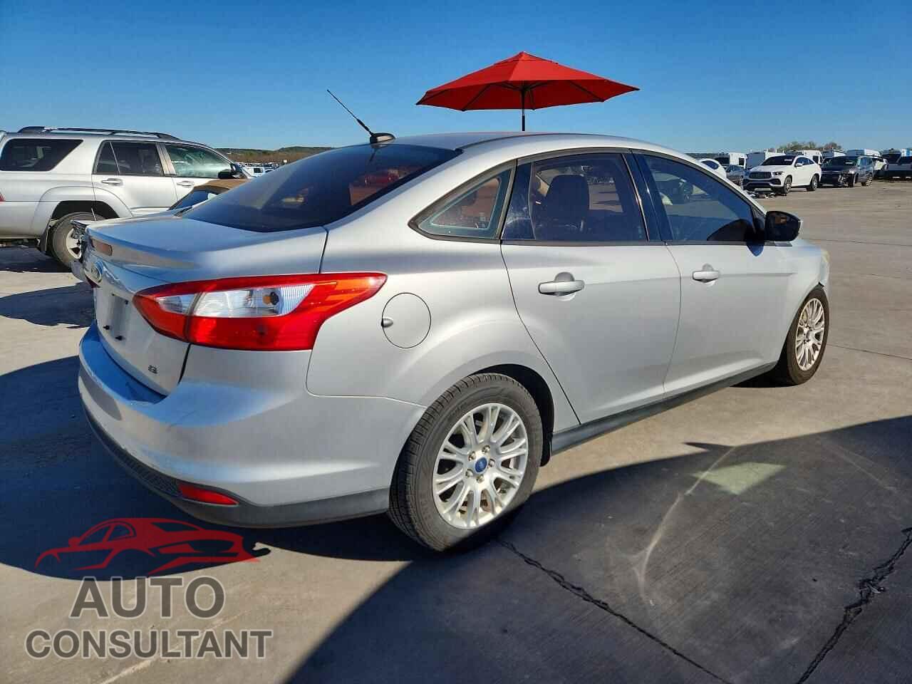 FORD FOCUS 2012 - 1FAHP3F28CL379332