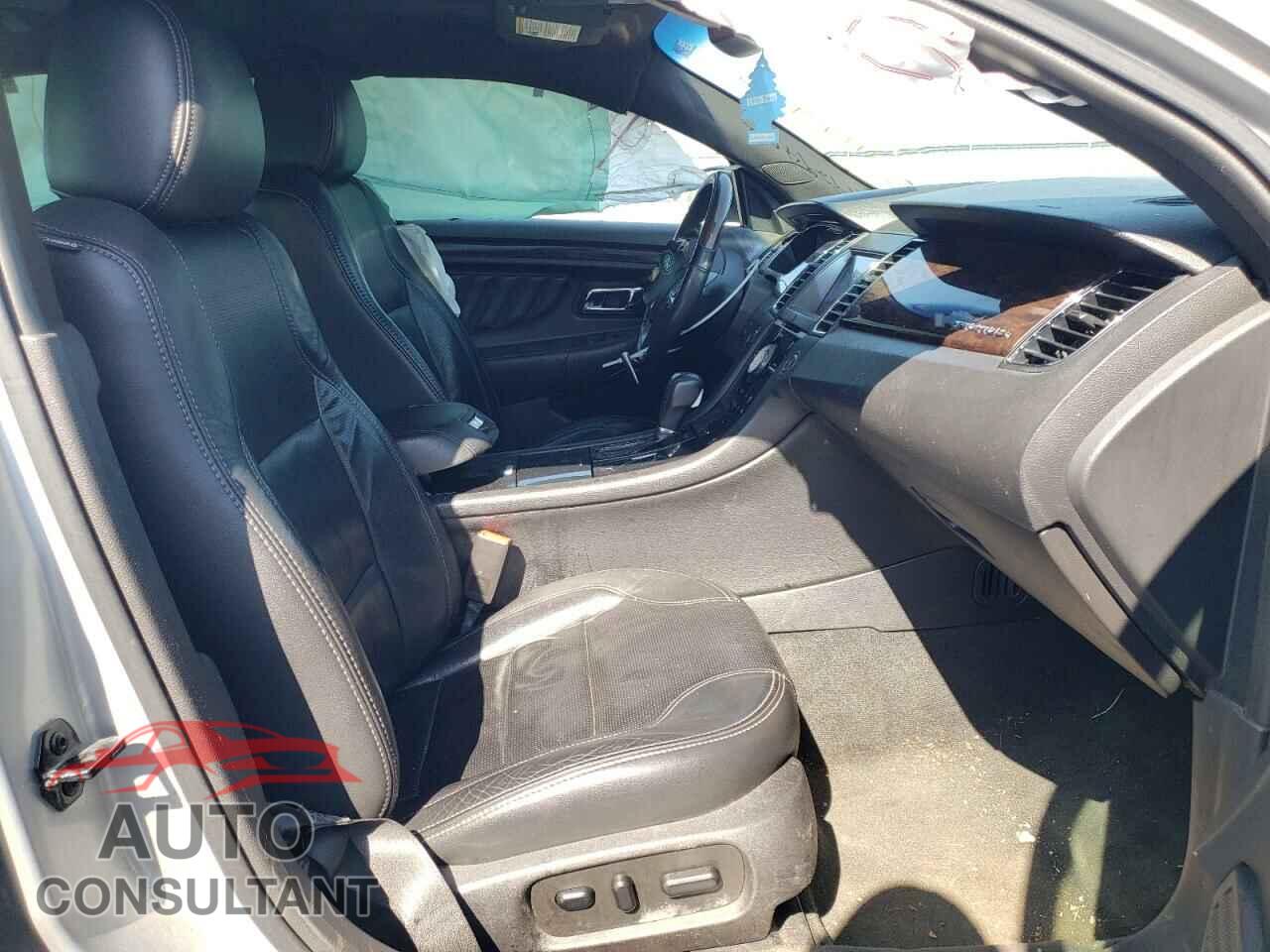 FORD TAURUS 2017 - 1FAHP2F83HG114820