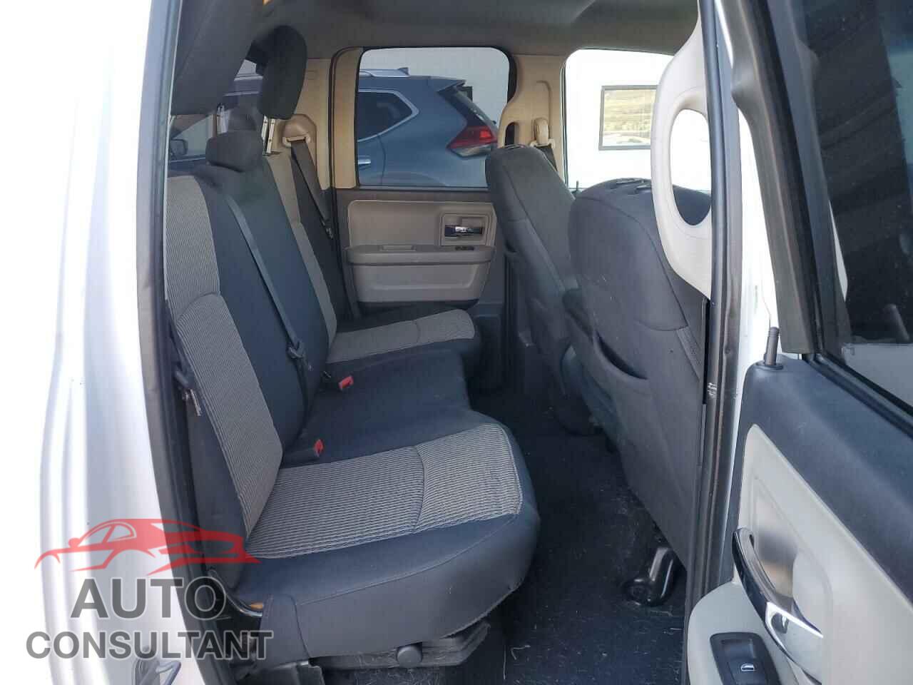DODGE RAM 1500 2012 - 1C6RD7GT1CS221952