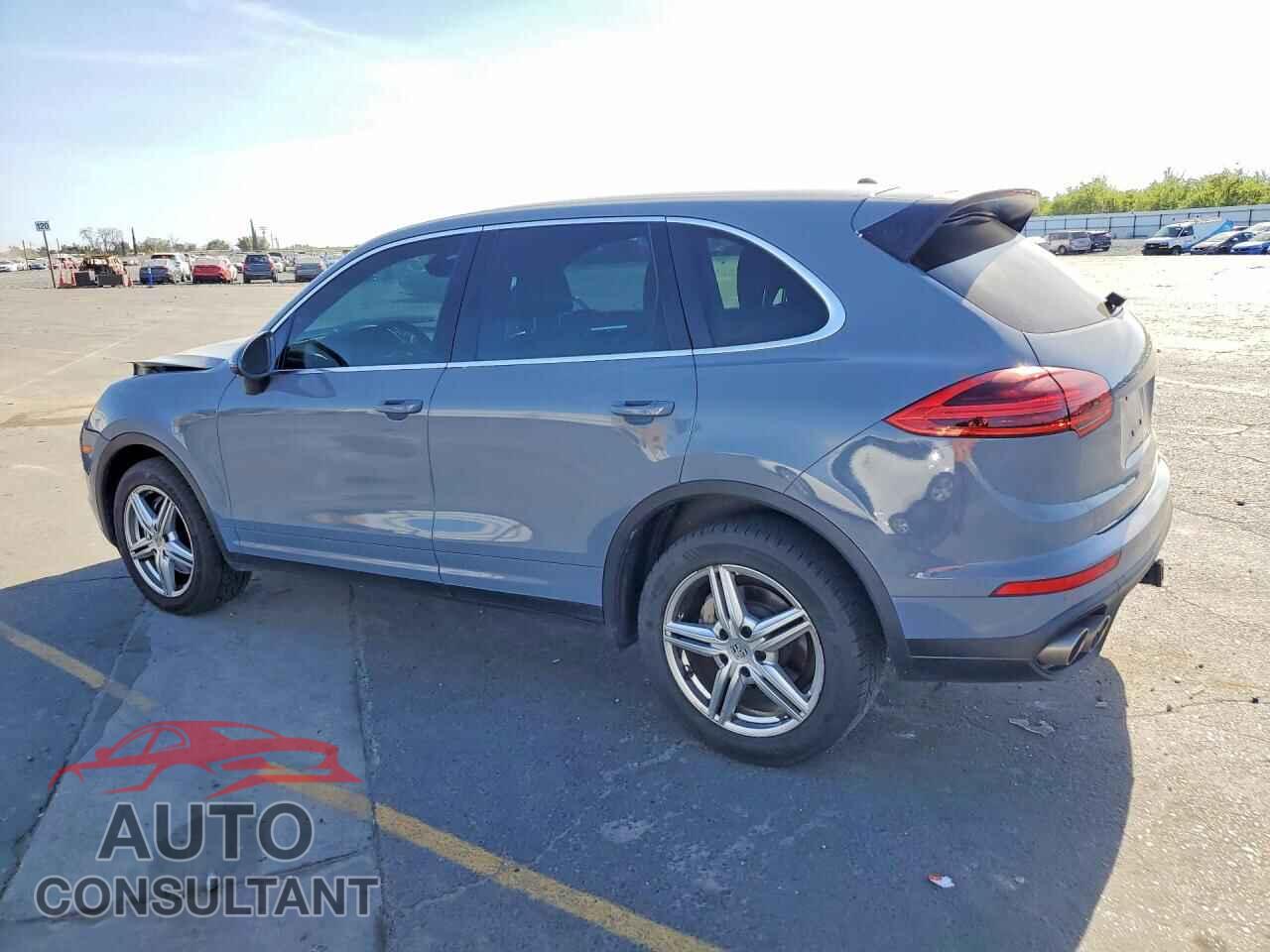 PORSCHE CAYENNE 2015 - WP1AB2A23FLA56353