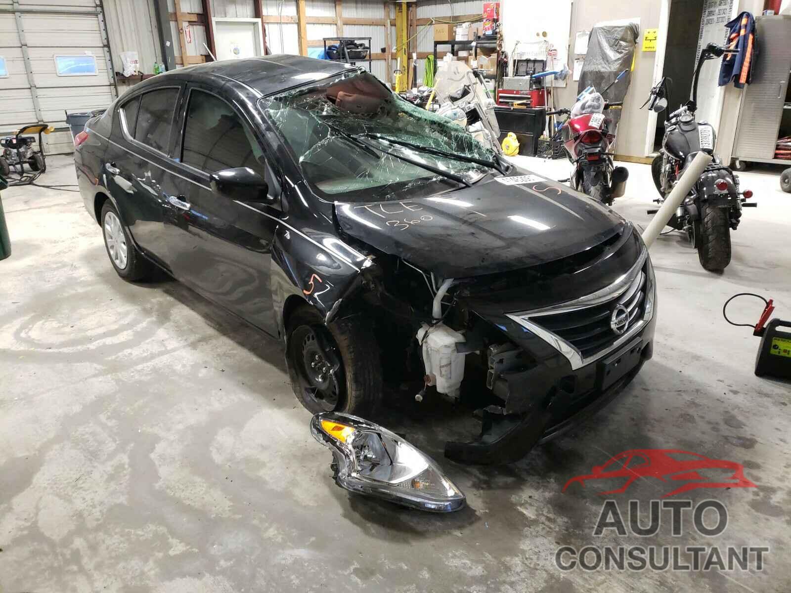 NISSAN VERSA 2019 - 3N1CN7AP9KL820847