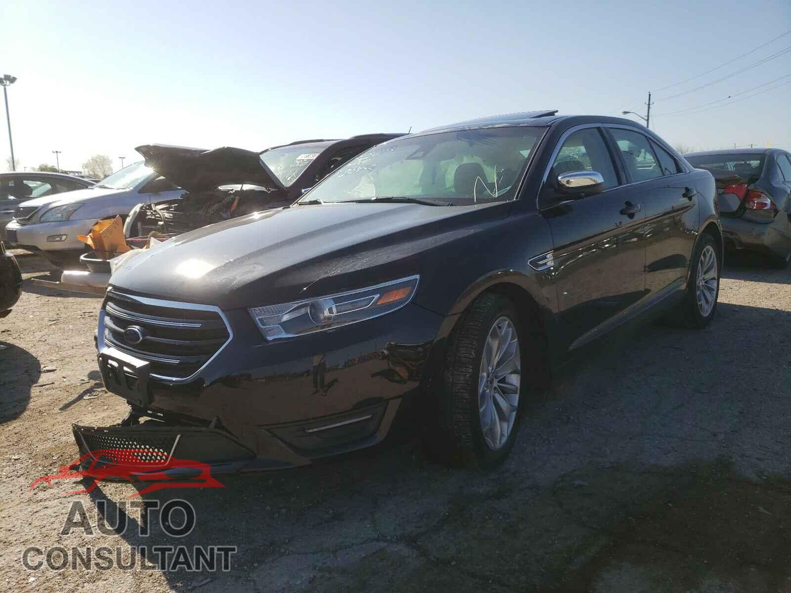 FORD TAURUS 2018 - 1FAHP2F83JG130442