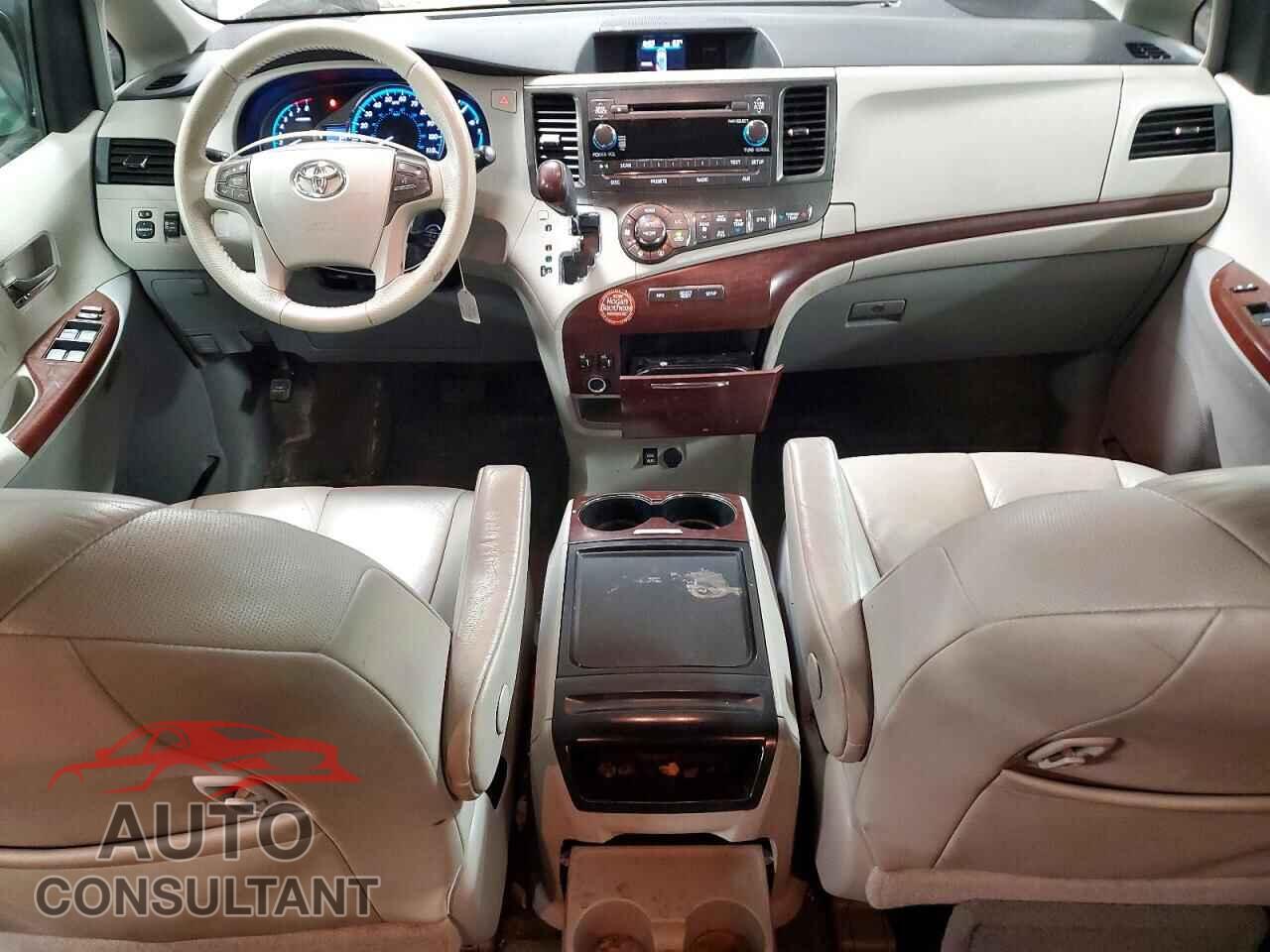 TOYOTA SIENNA 2012 - 5TDYK3DC2CS204710