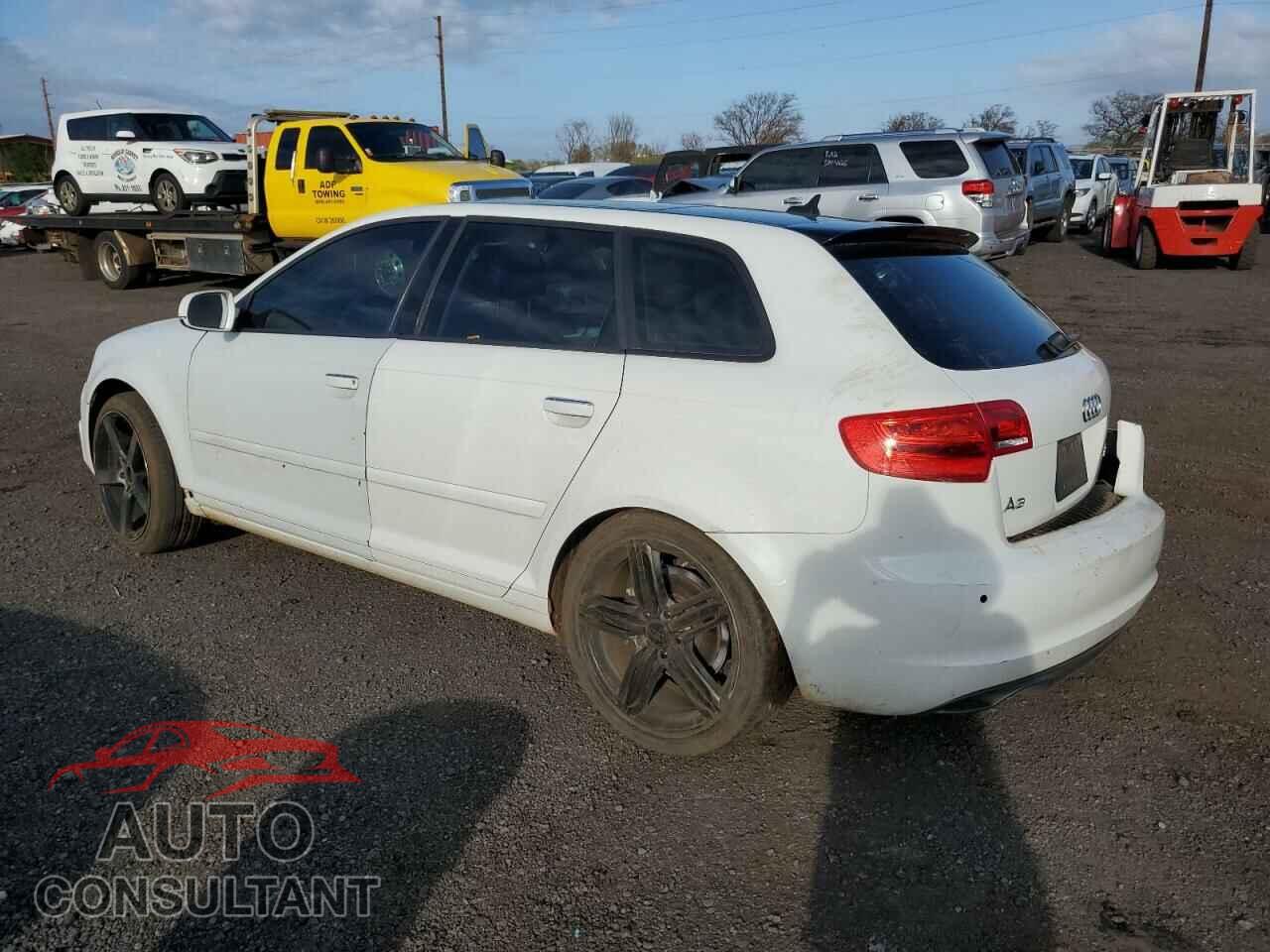 AUDI A3 2013 - WAUMFAFM3DA027030