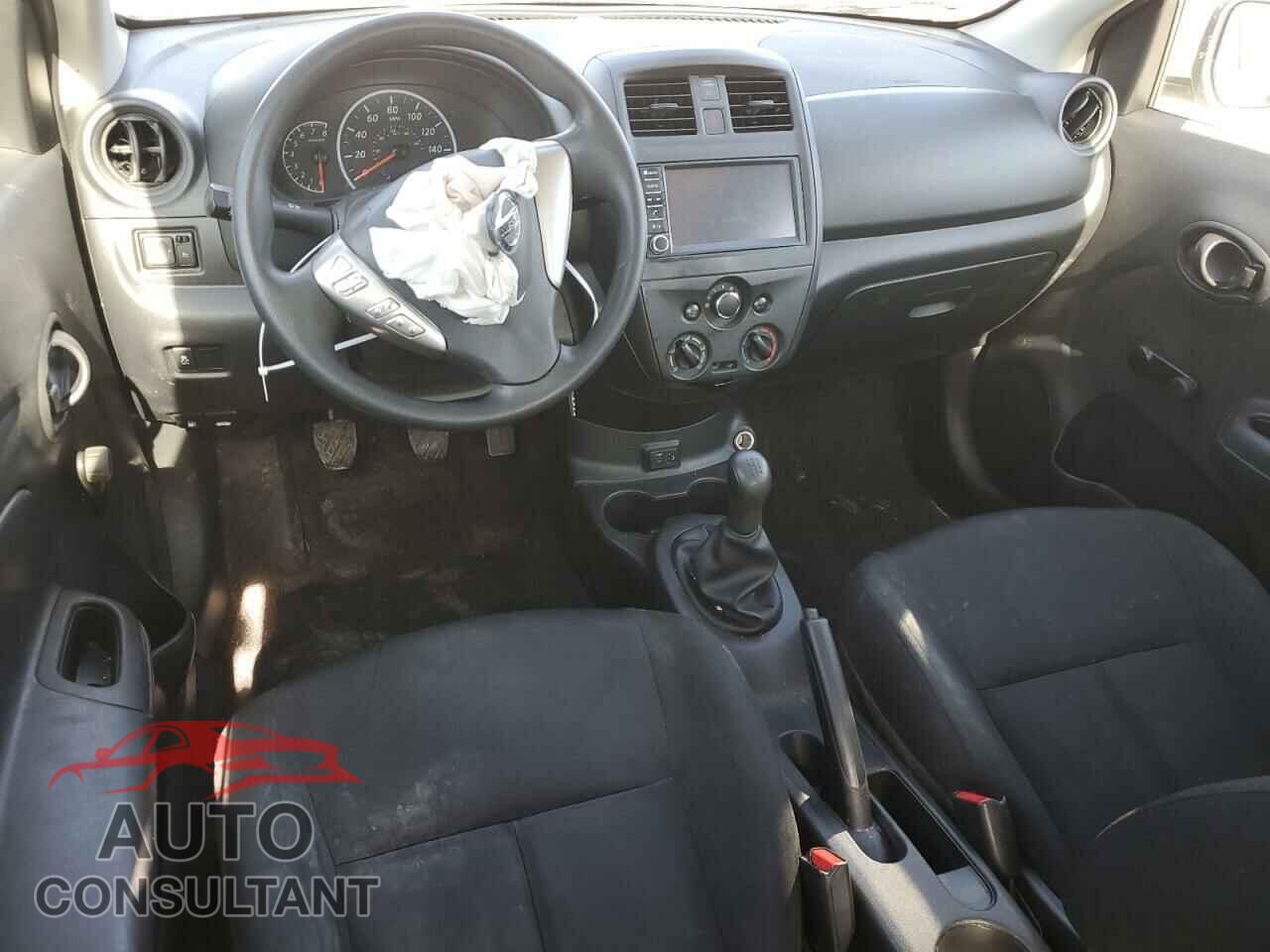 NISSAN VERSA 2019 - 3N1CN7AP3KL876475
