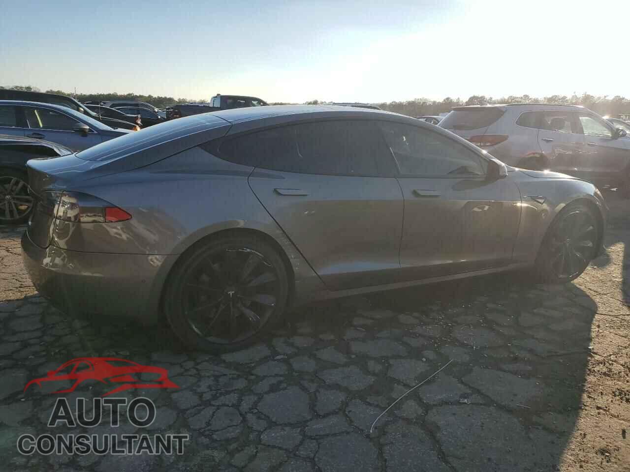 TESLA MODEL S 2016 - 5YJSA1E16GF161946