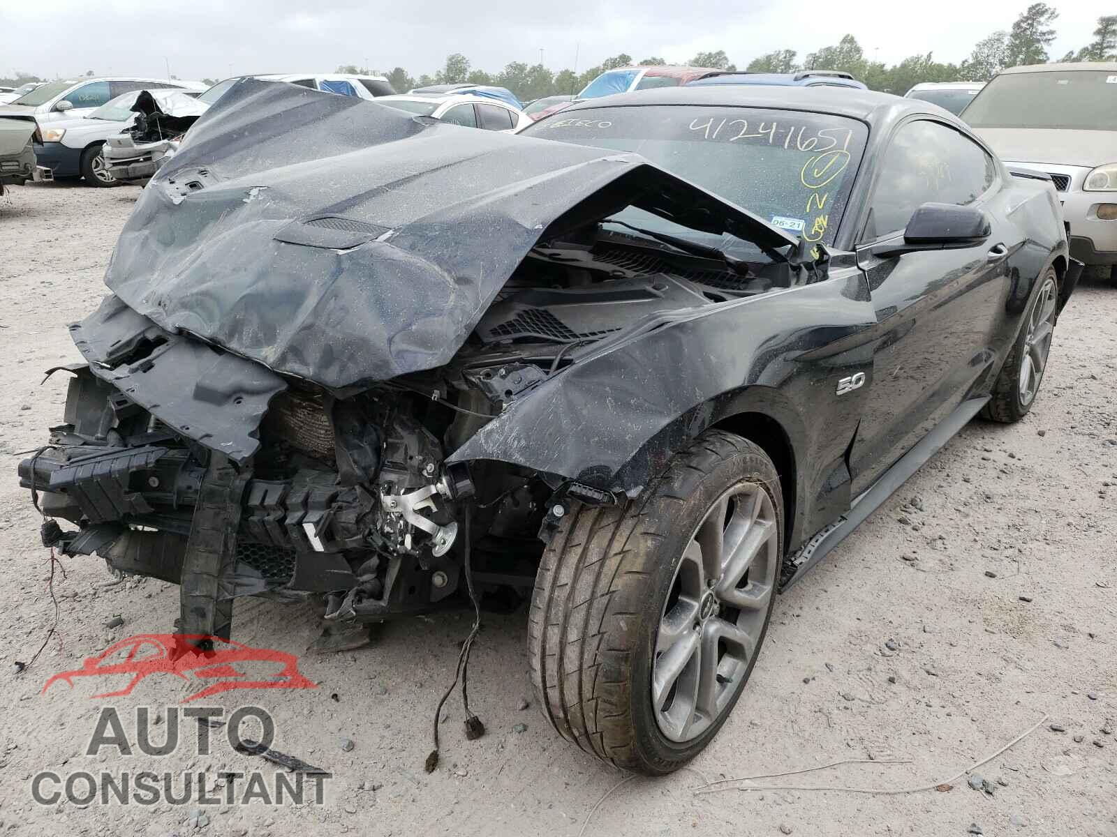 FORD MUSTANG 2018 - 1FA6P8CF3J5110779