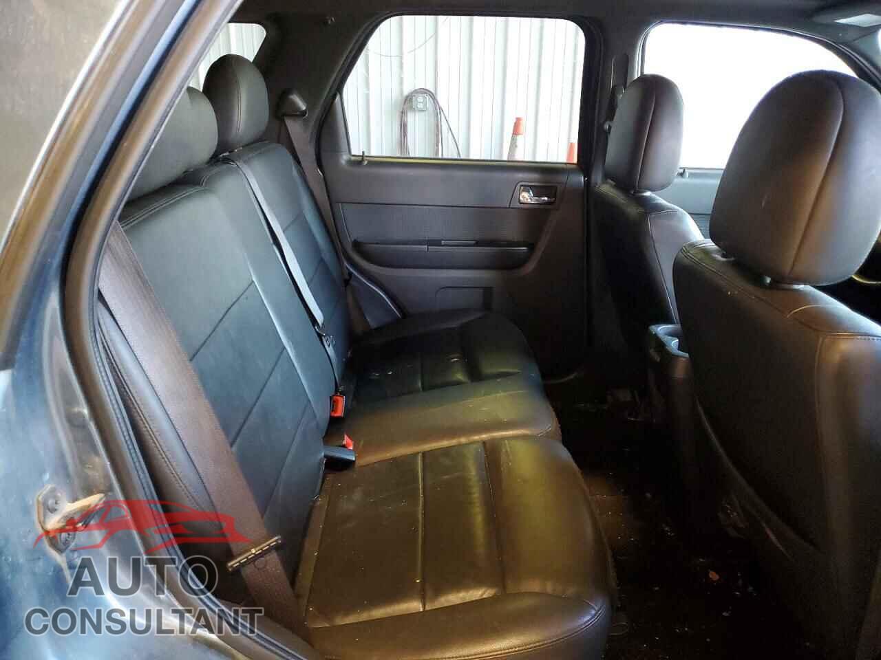 FORD ESCAPE 2010 - 1FMCU0EG7AKD43249
