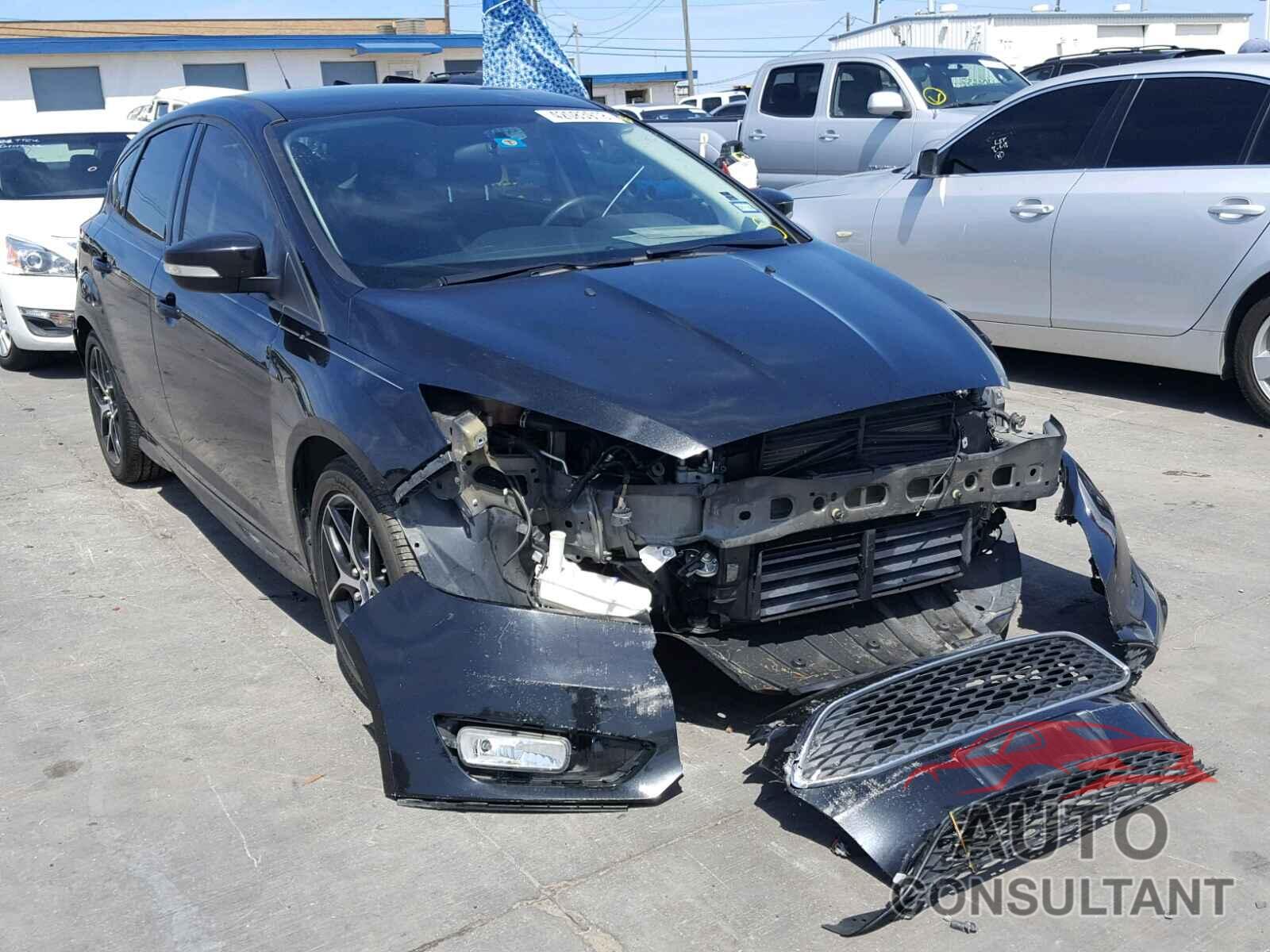FORD FOCUS 2015 - 1FADP3K25FL305889