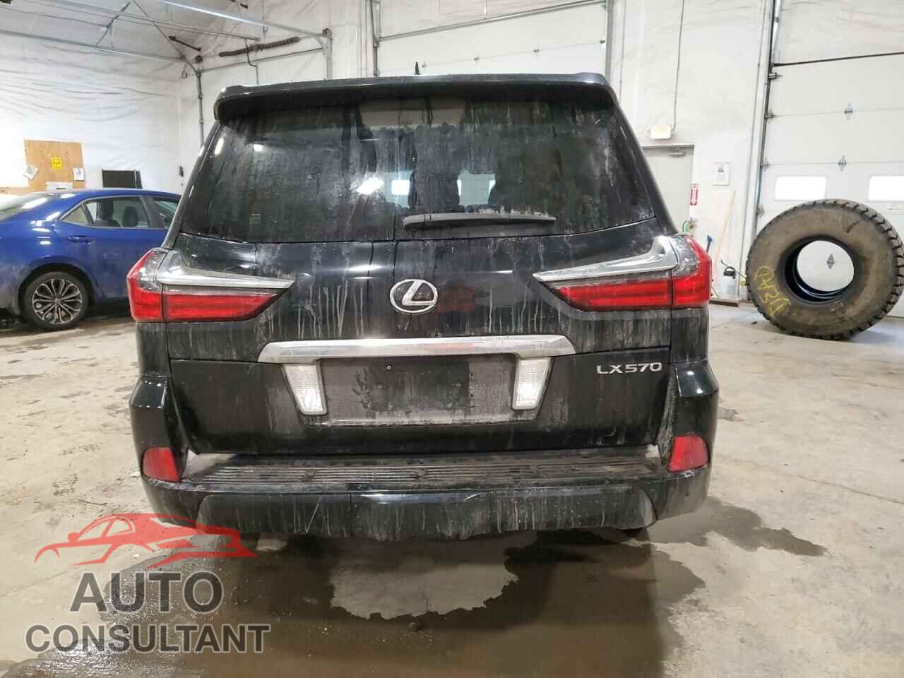 LEXUS LX570 2017 - JTJHY7AX2H4227448