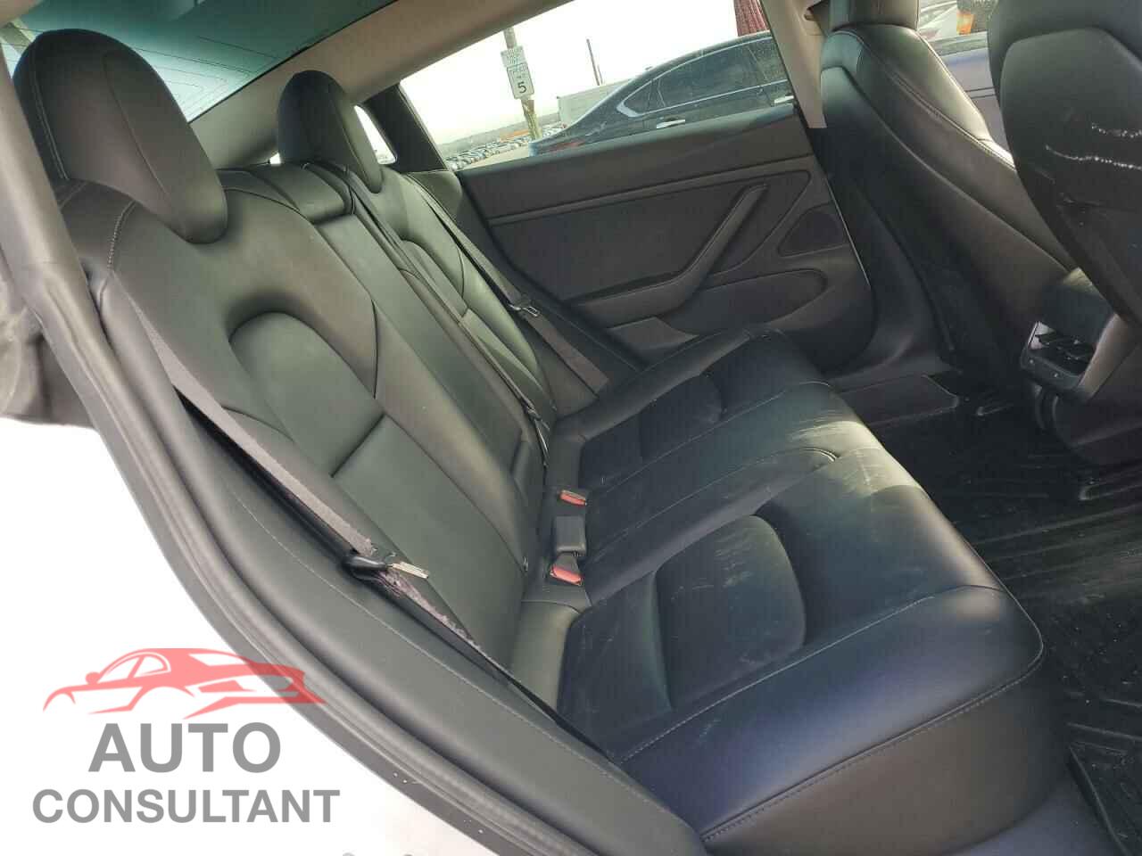 TESLA MODEL 3 2019 - 5YJ3E1EA5KF485570
